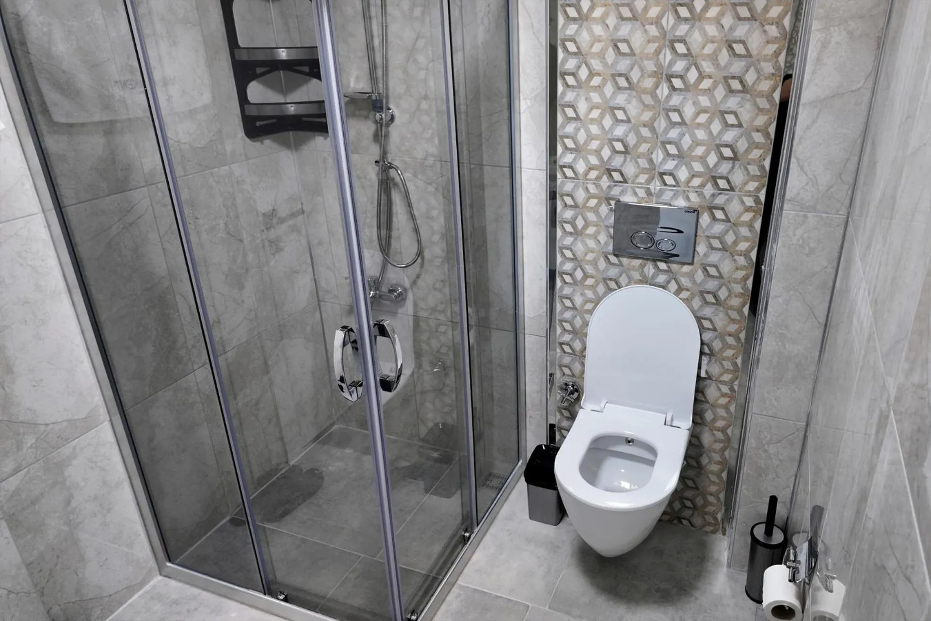 Shower in Villa Kent Termal Otel