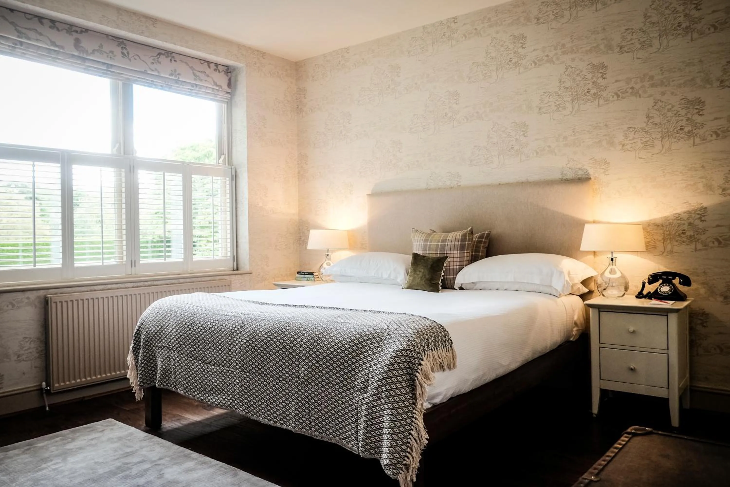 Bed in The White Buck