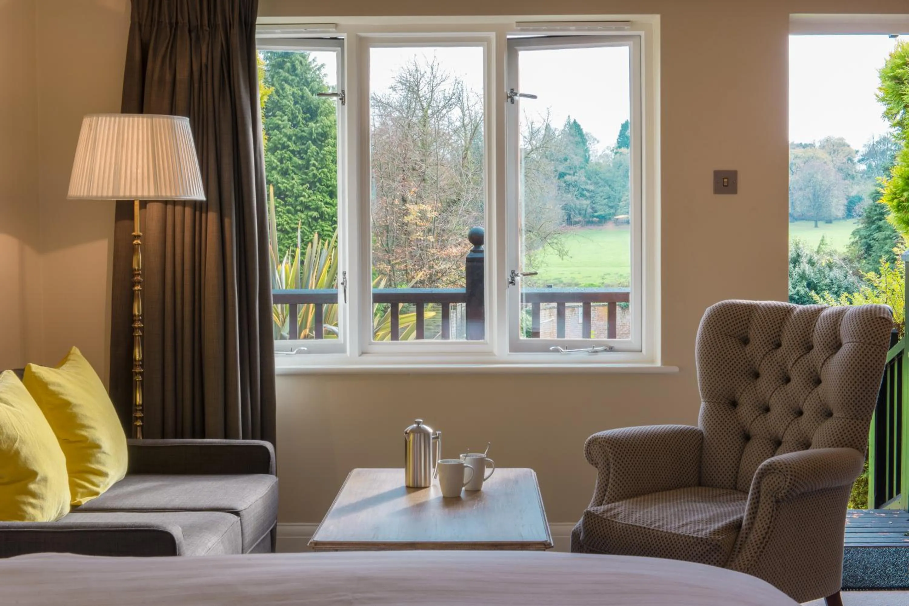 Bedroom, Bed in Burley Manor