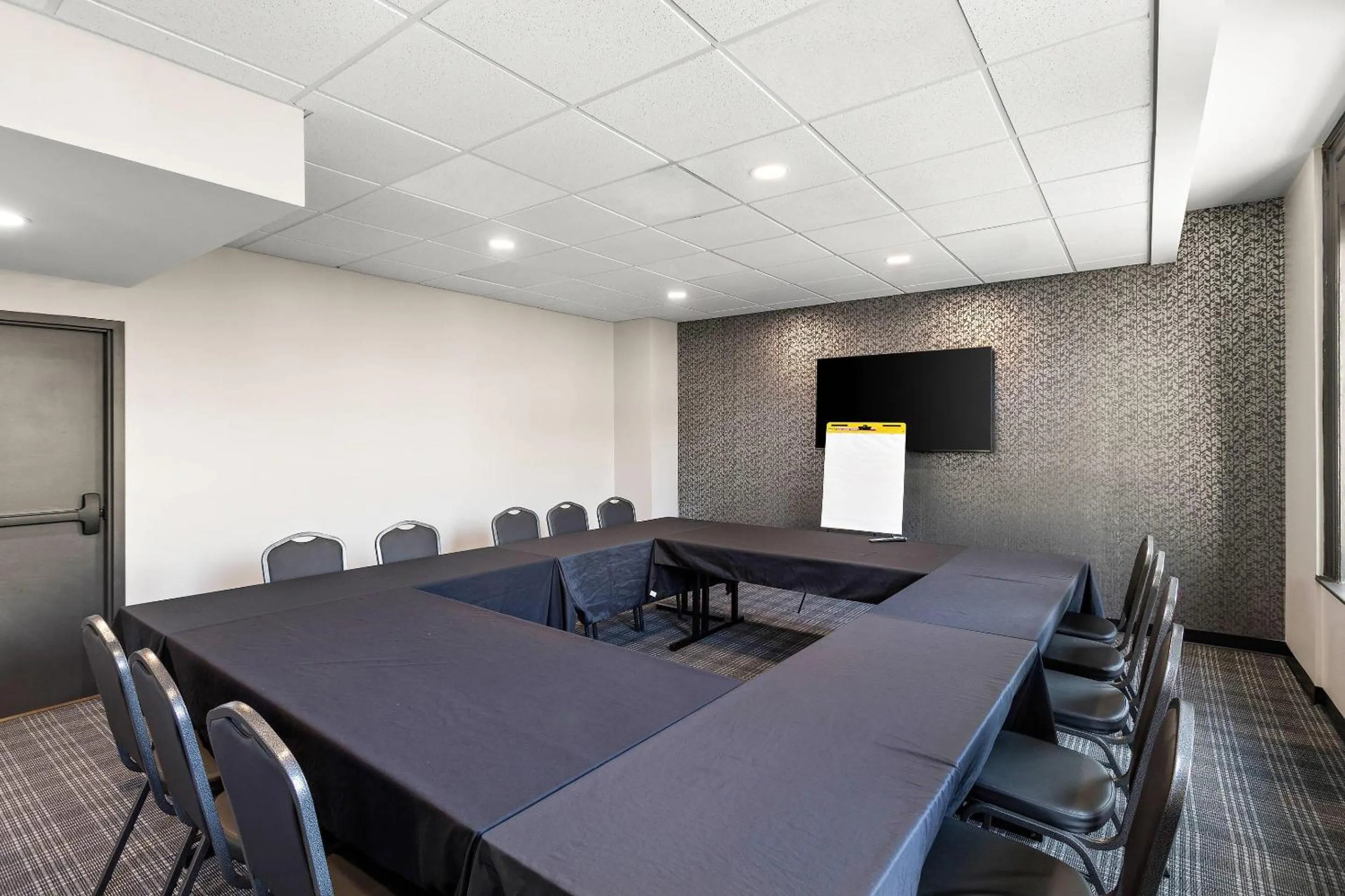 Meeting/conference room in Tygart Hotel, an Ascend Collection Hotel