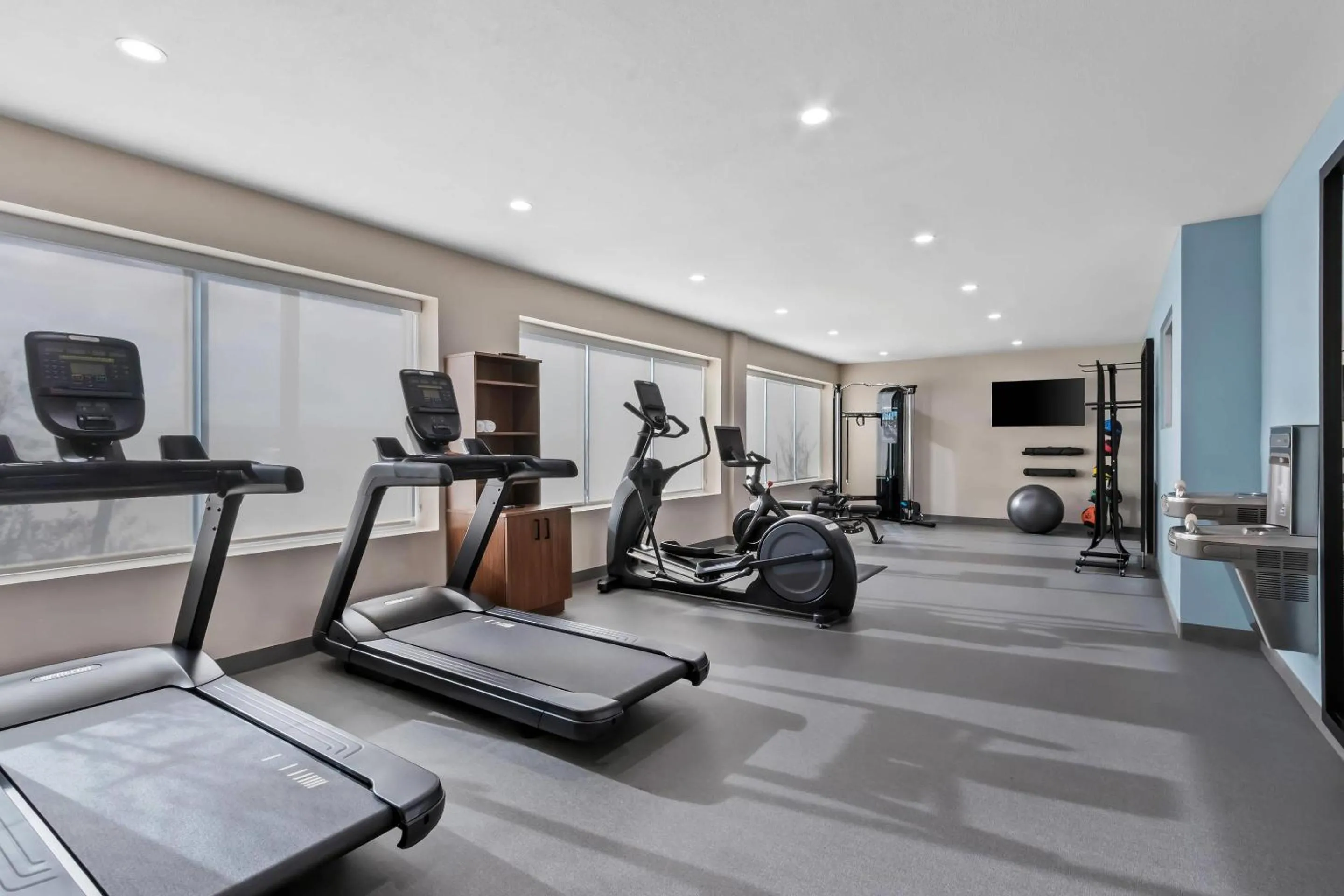 Fitness centre/facilities in Everhome Suites Chandler Phoenix Fashion Center