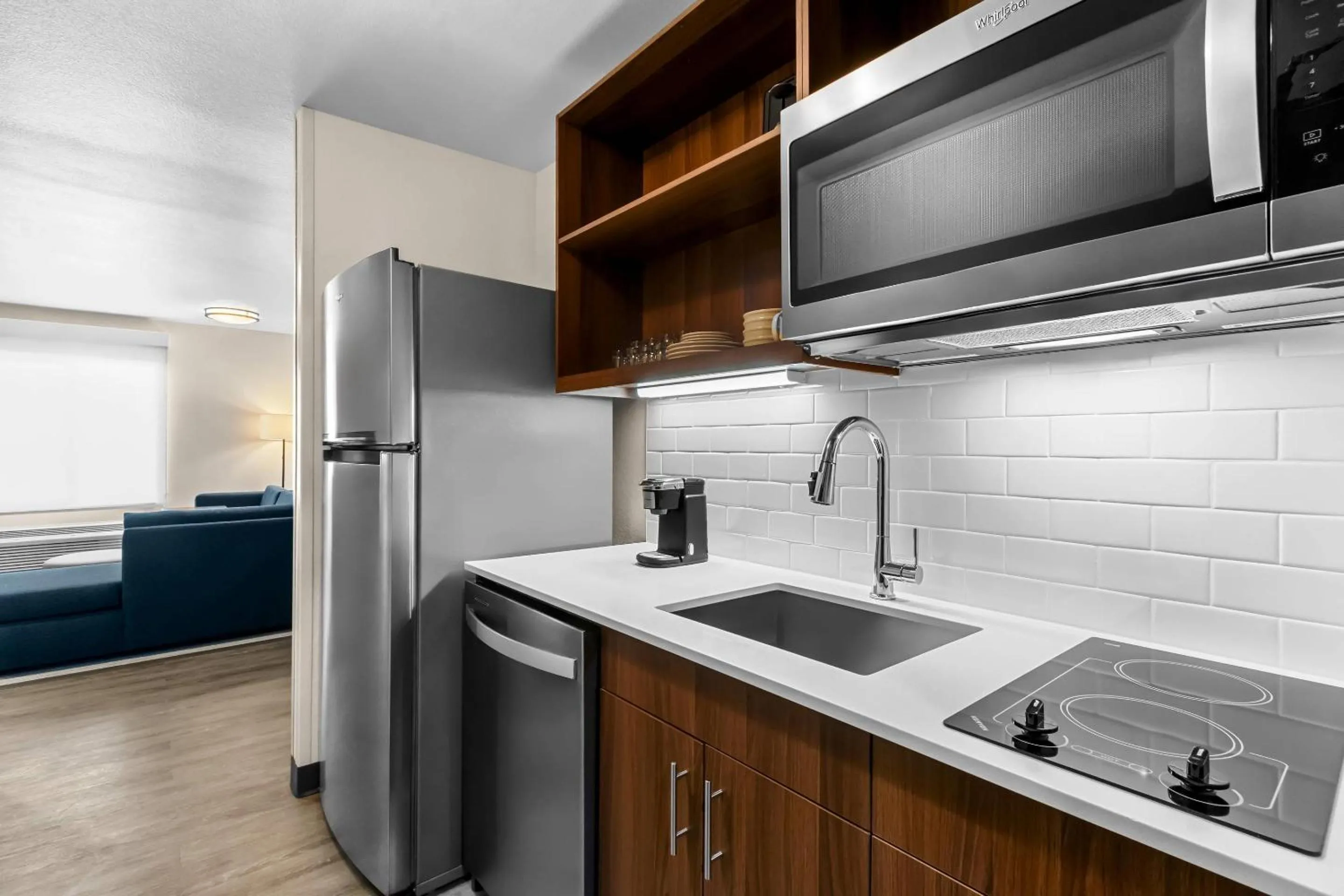 Bedroom in Everhome Suites Chandler Phoenix Fashion Center