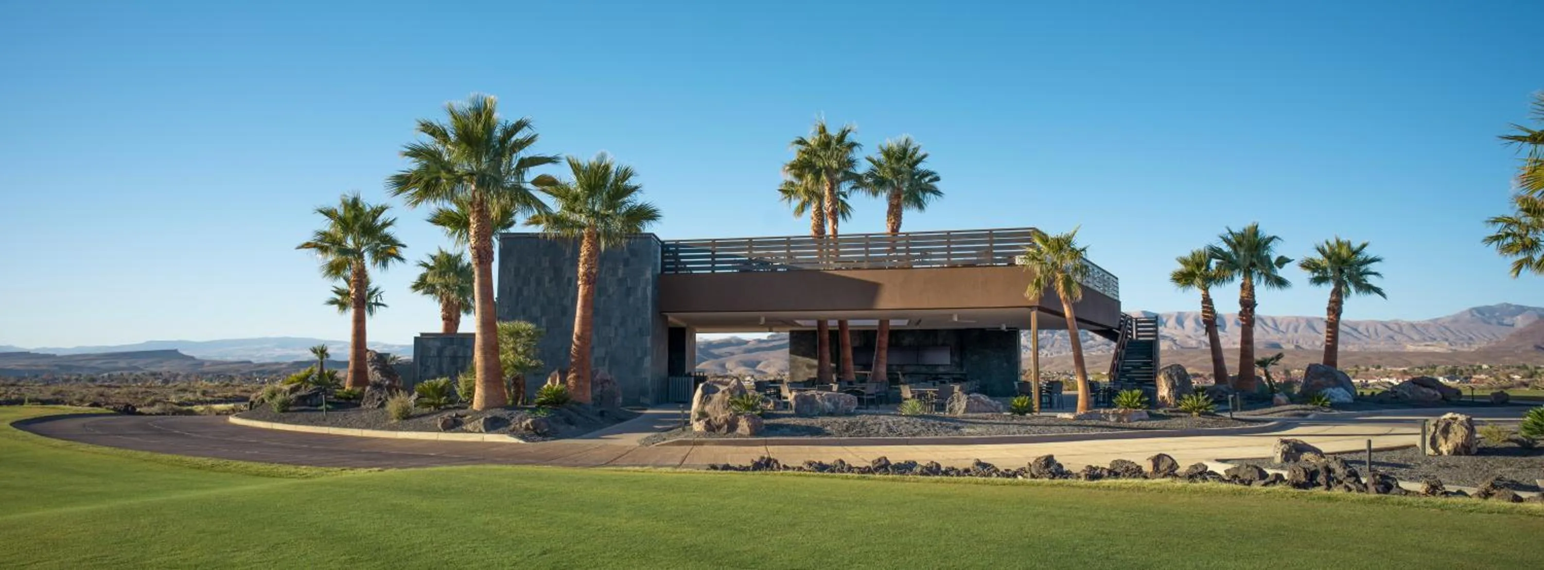 Restaurant/places to eat in Black Desert Resort