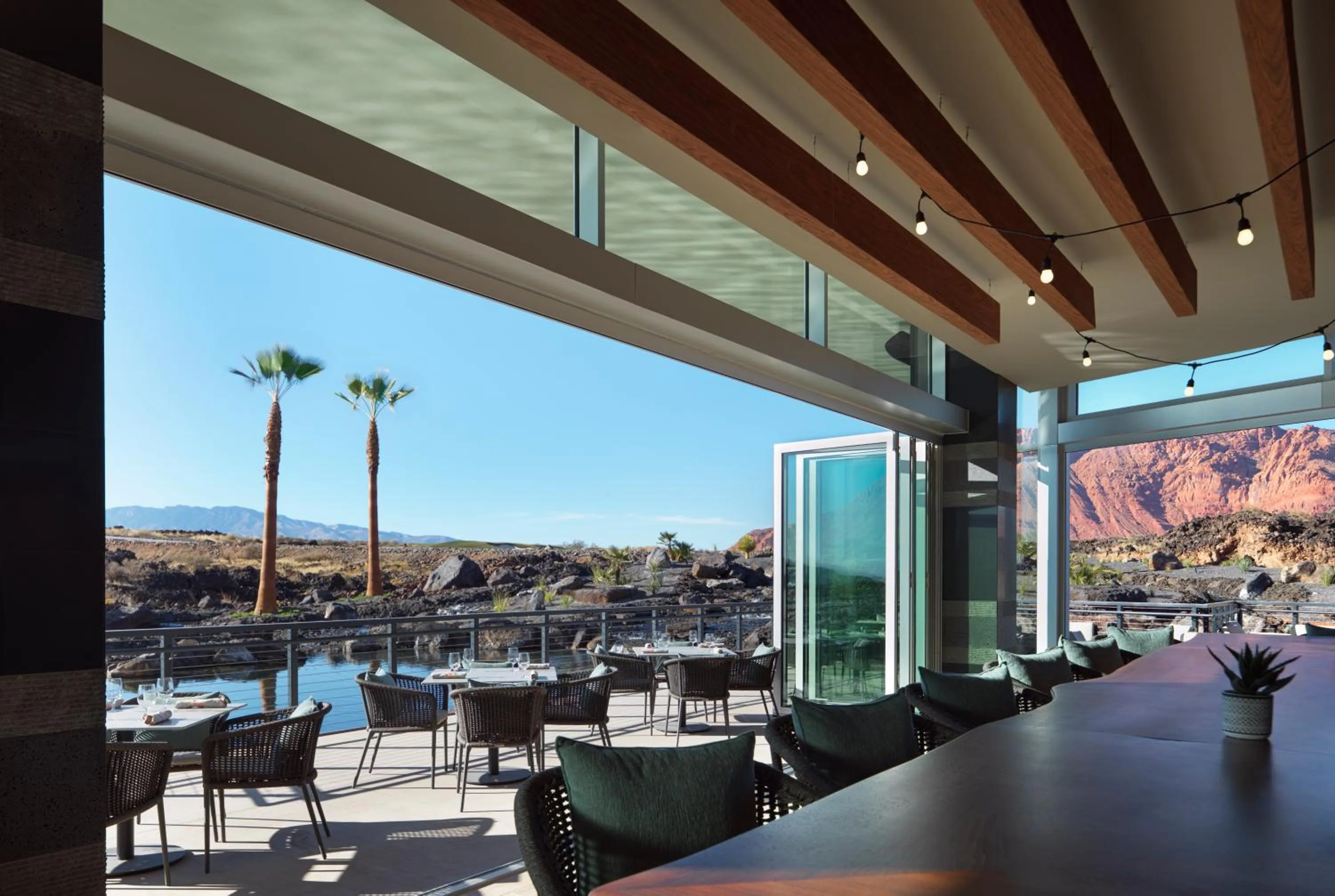 Restaurant/places to eat in Black Desert Resort