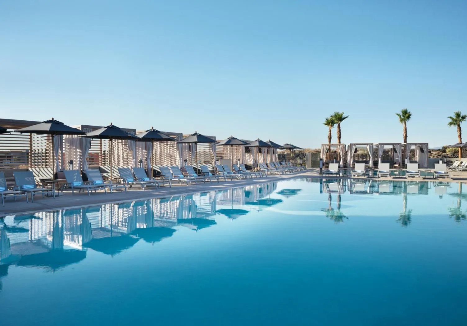 Swimming pool in Black Desert Resort