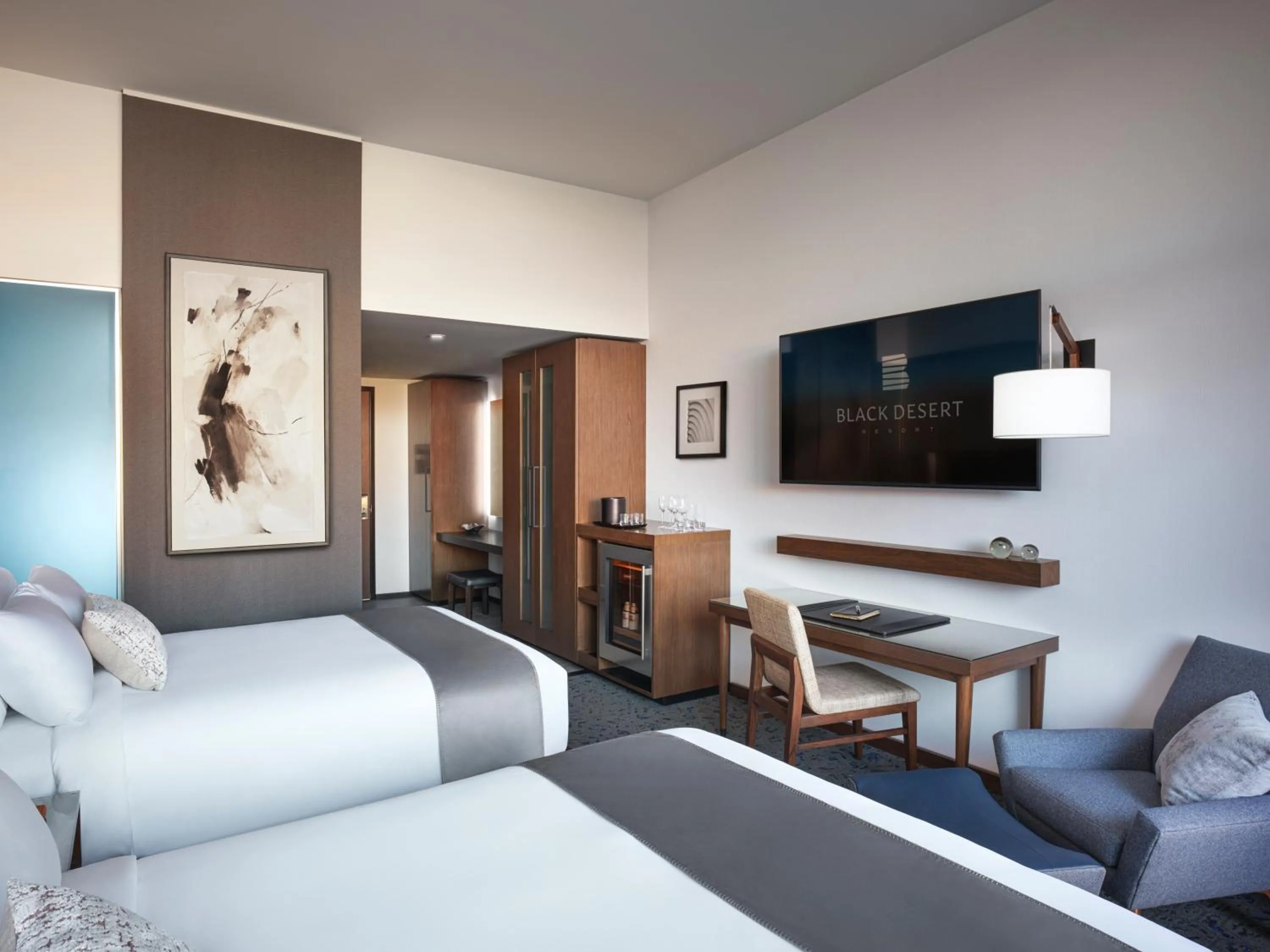 Bedroom, Bed in Black Desert Resort