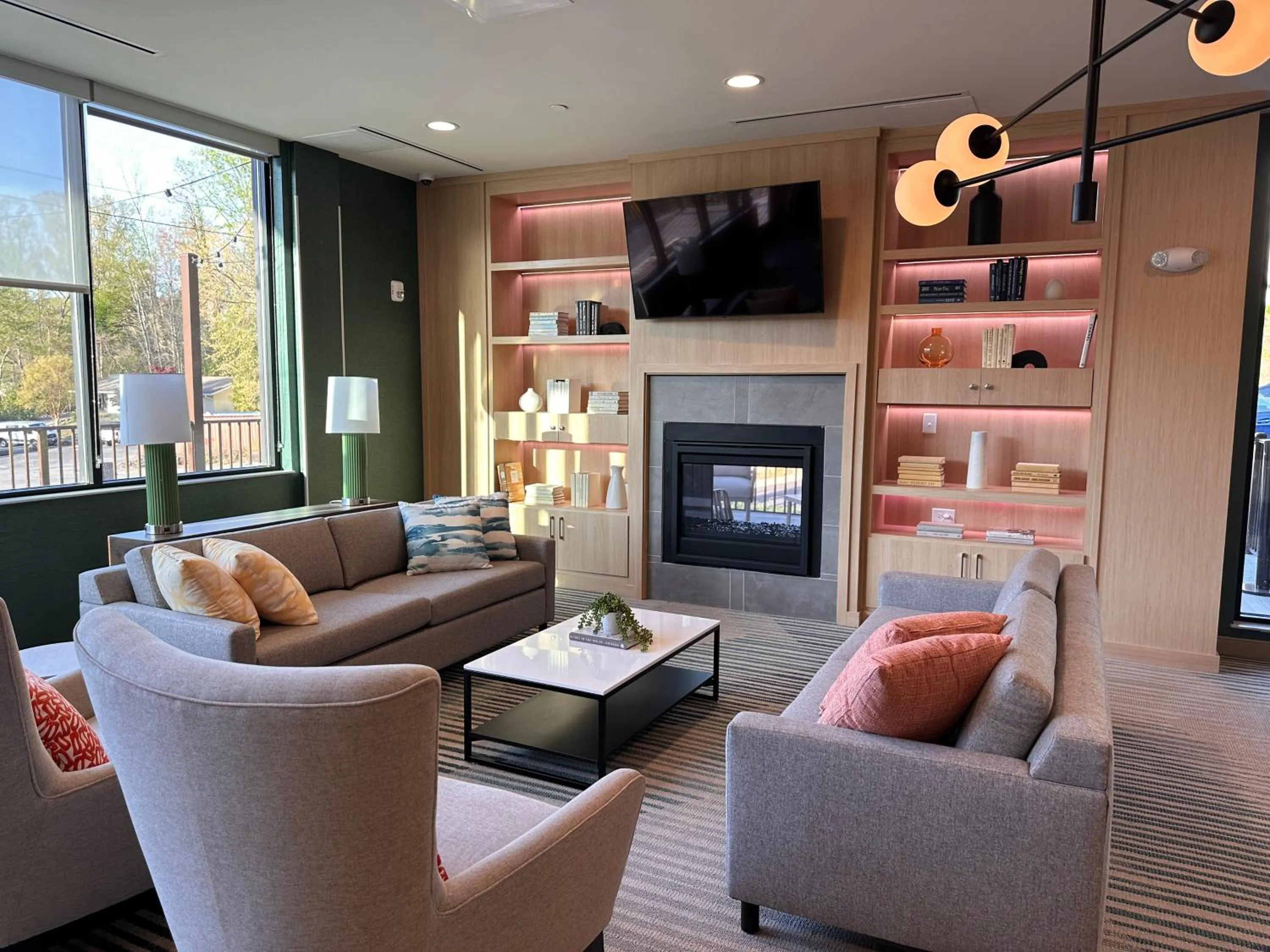 Lobby or reception in Comfort Suites Gatlinburg Downtown-Convention Center