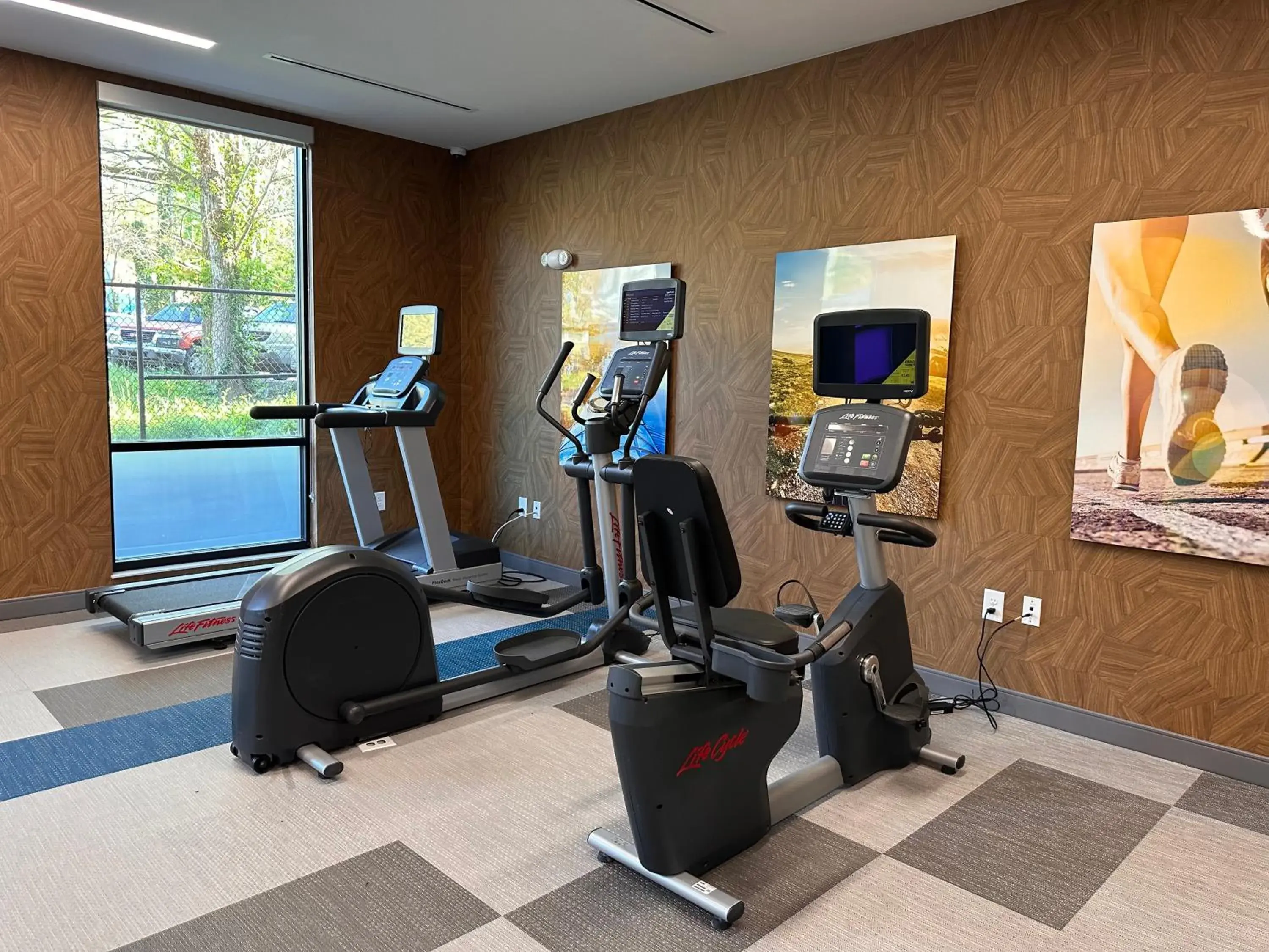 Fitness centre/facilities in Comfort Suites Gatlinburg Downtown-Convention Center Fitness centre/facilities in Comfort Suites Gatlinburg Downtown-Convention Center