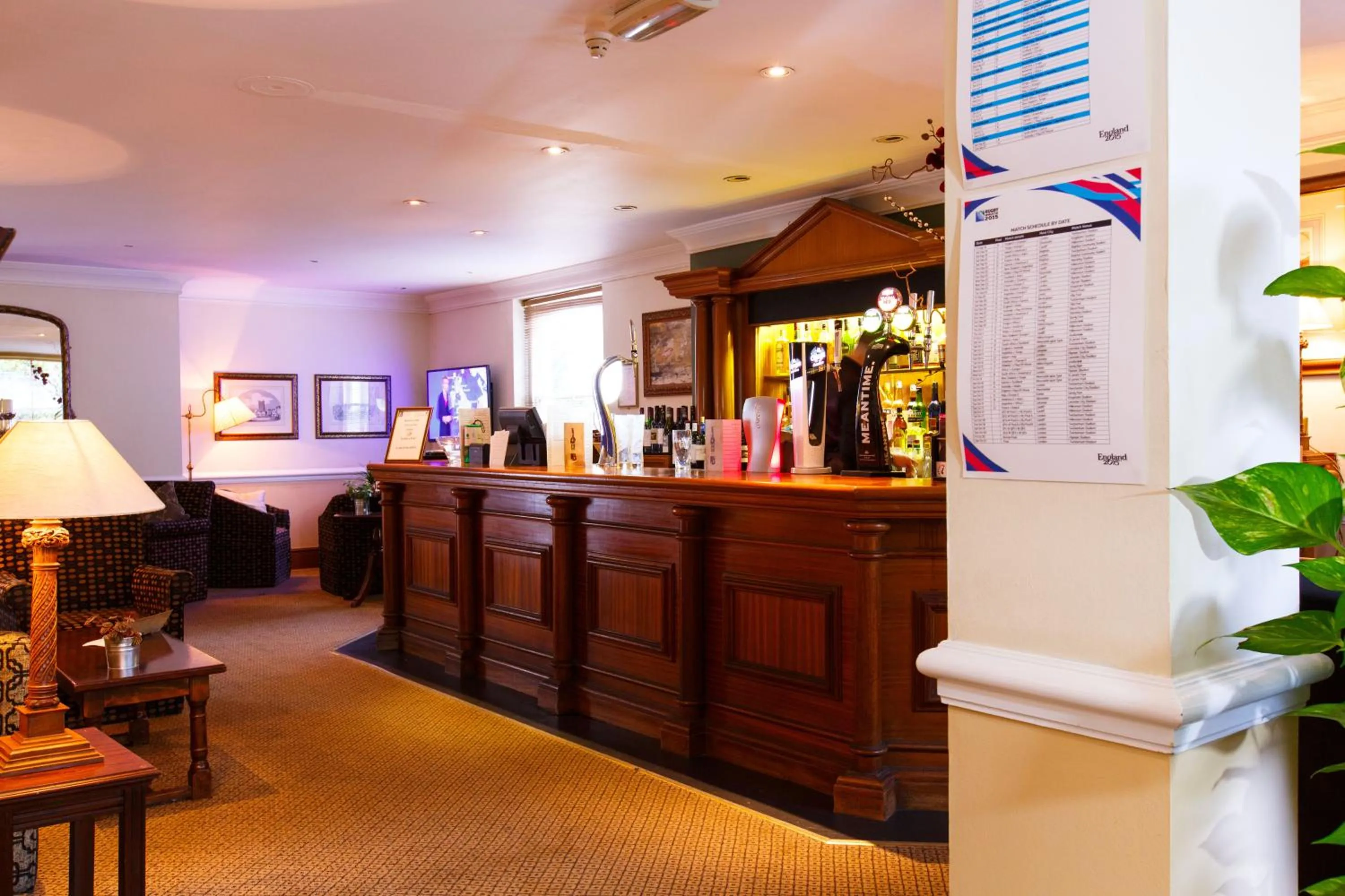 Lounge or bar, Lobby/Reception in Kingston Lodge Hotel