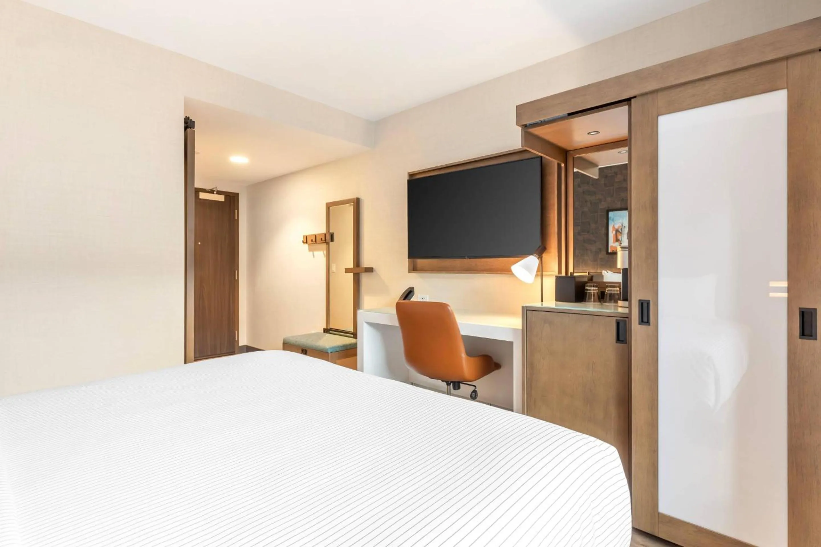 Bedroom, Bed in Cambria Hotel Denver Downtown RiNo