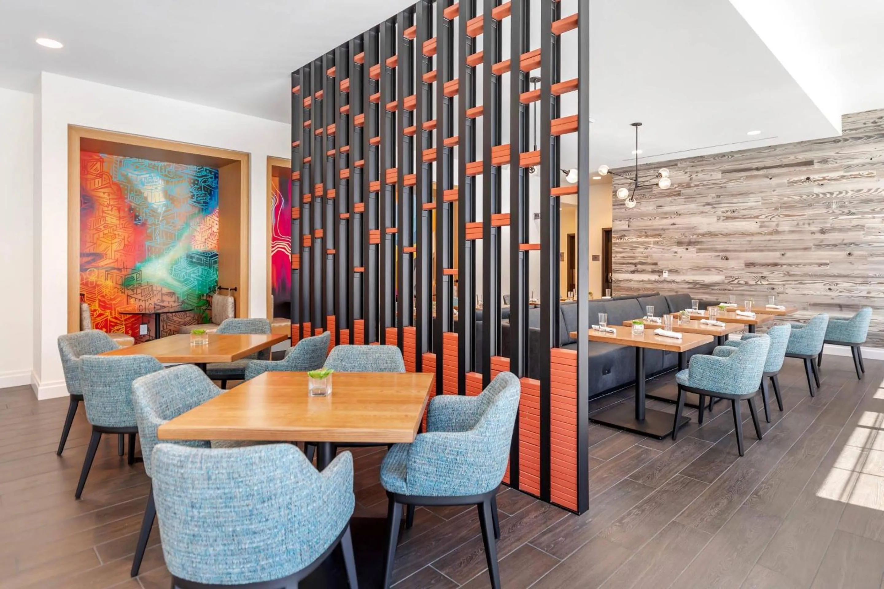 Restaurant/places to eat in Cambria Hotel Denver Downtown RiNo