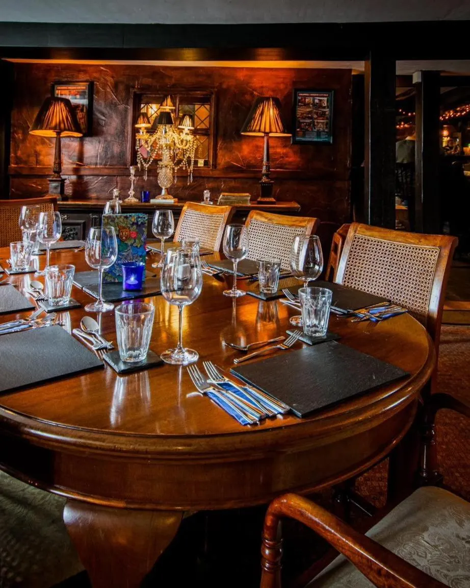 Restaurant/places to eat in The Ley Arms