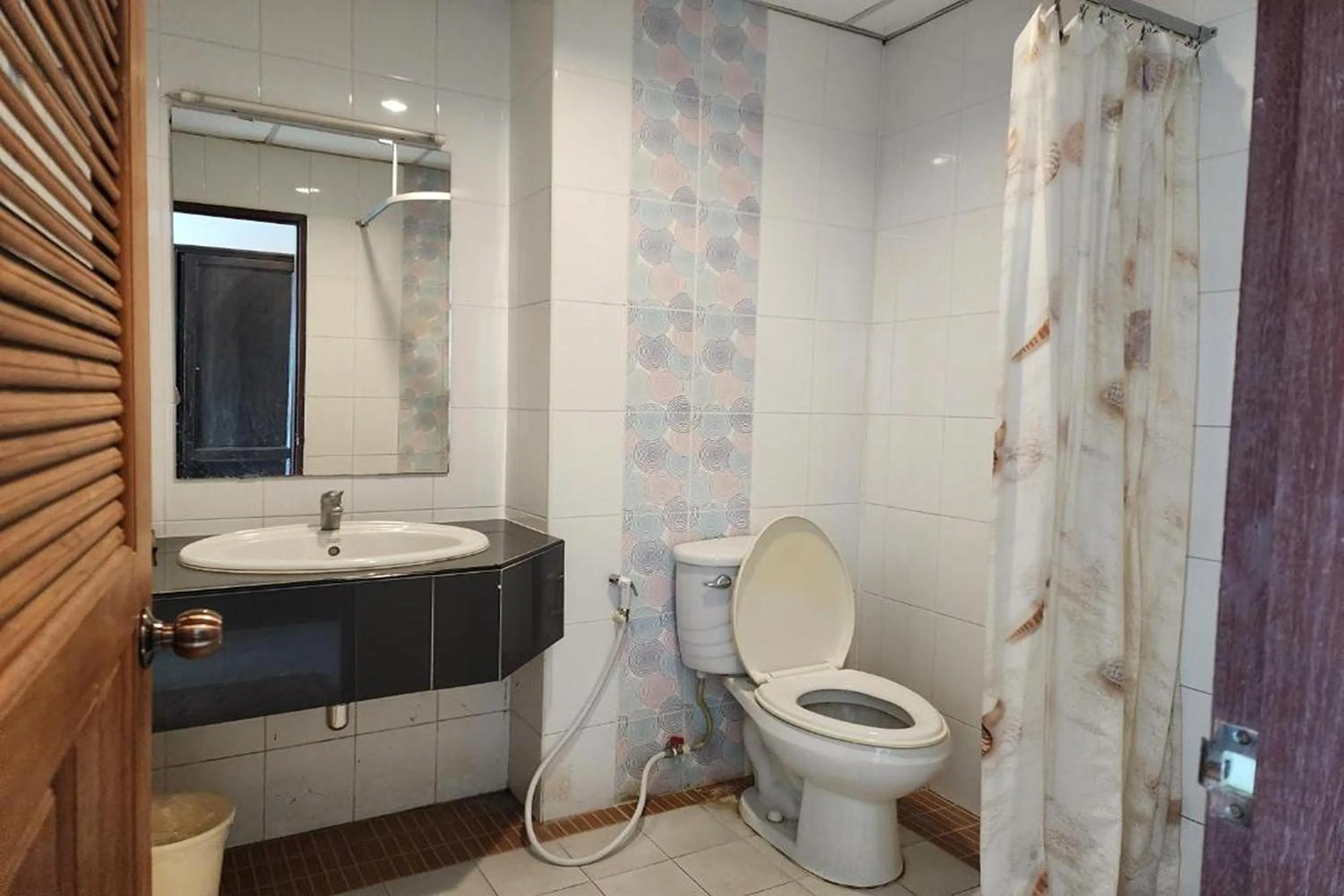 Bathroom in Budget Stars Hotel Chiang Mai