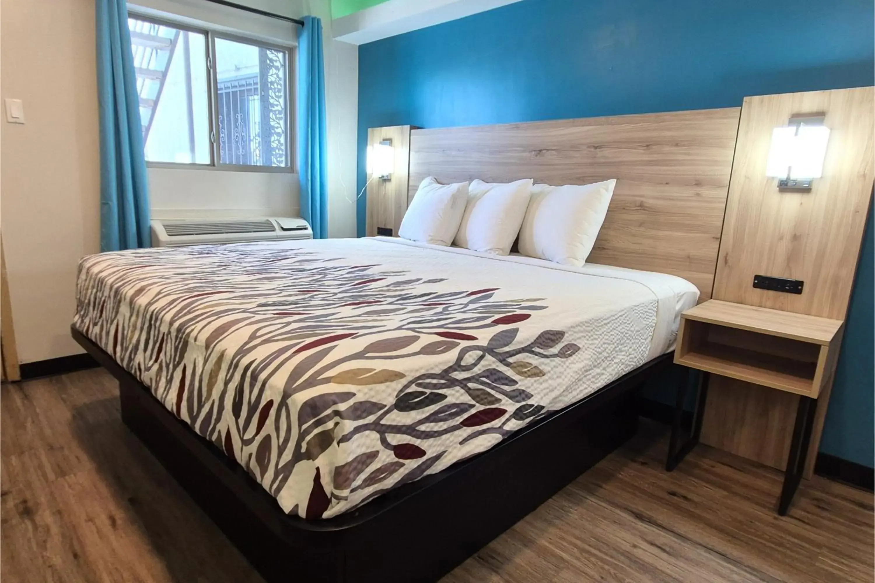 Bedroom, Bed in Exclusivo Inn by OYO Grand Prairie, TX Bedroom, Bed in Exclusivo Inn by OYO Grand Prairie, TX