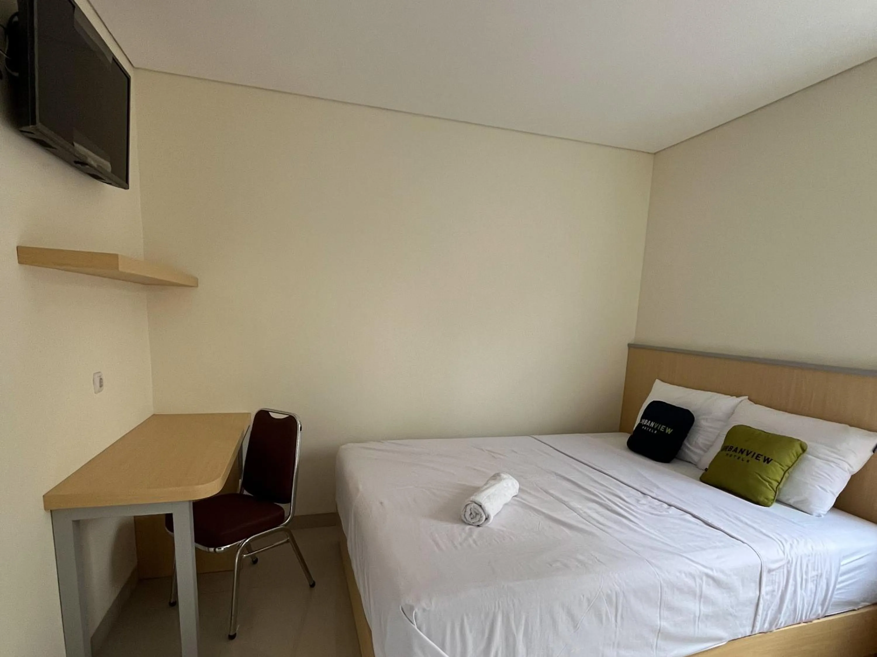 Bedroom, Bed in Urbanview Indria Inn Solo by RedDoorz