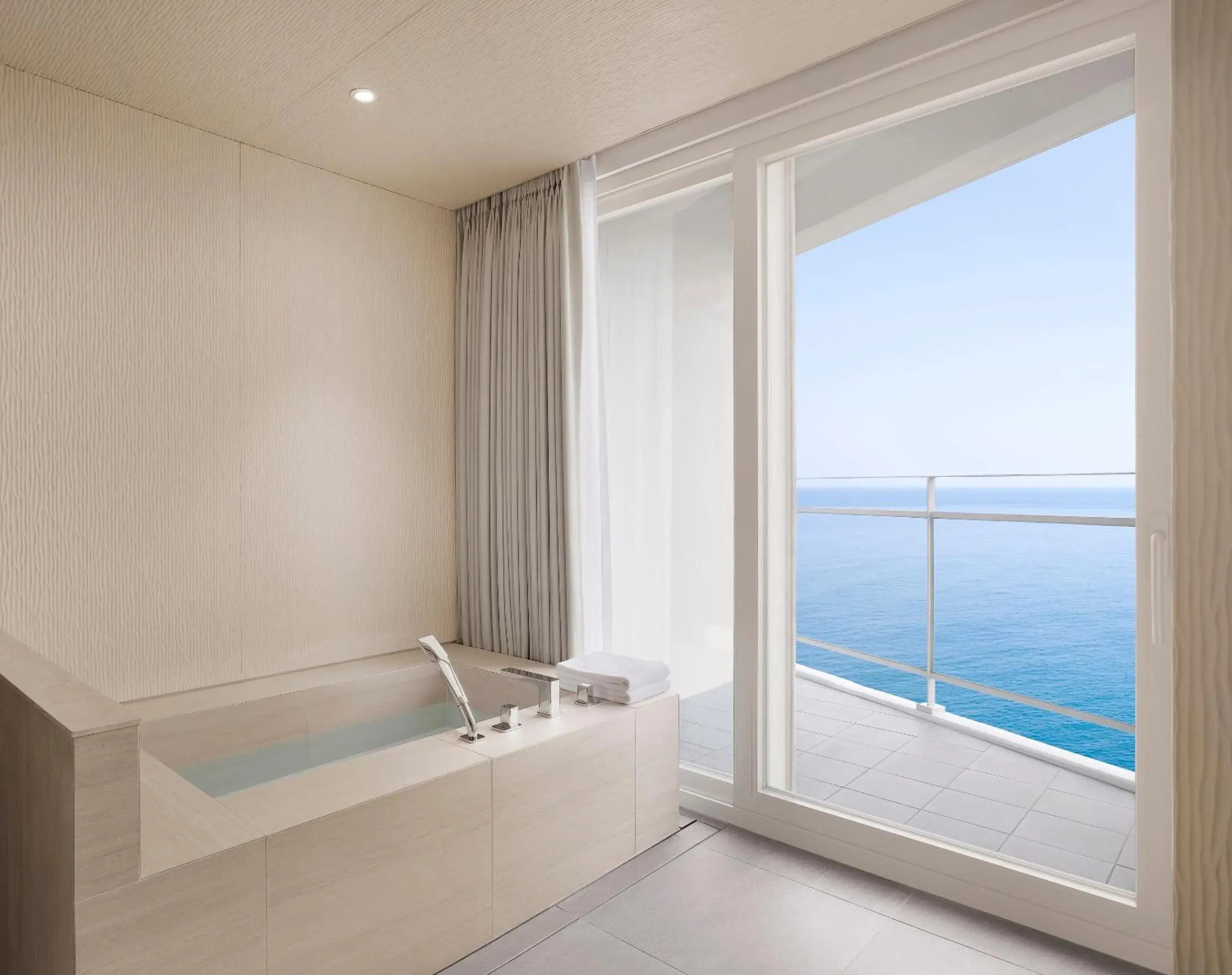 Superior Twin with Harbor View in Cassia Sokcho Superior Twin with Harbor View in Cassia Sokcho