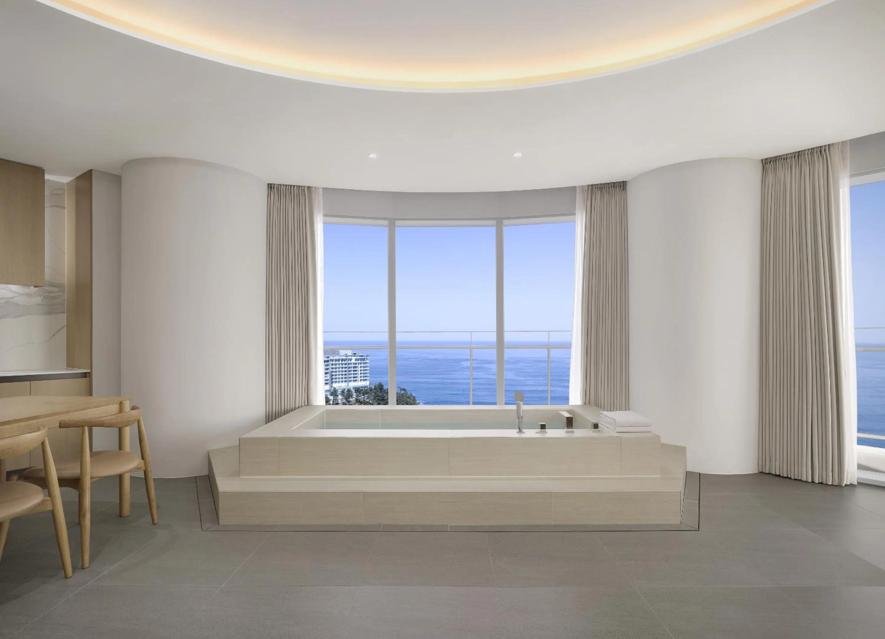 Bath in Cassia Sokcho