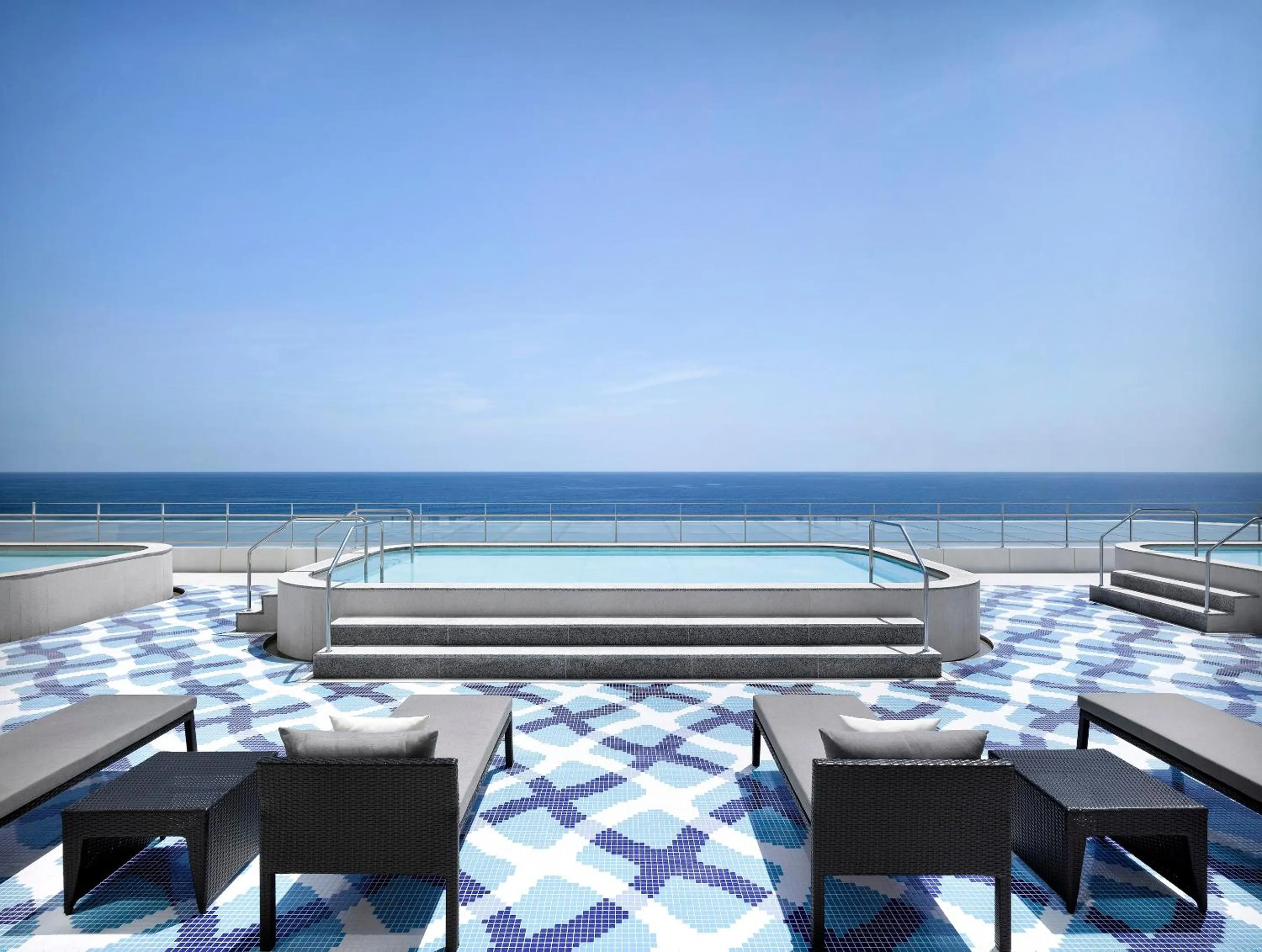 Open Air Bath in Cassia Sokcho