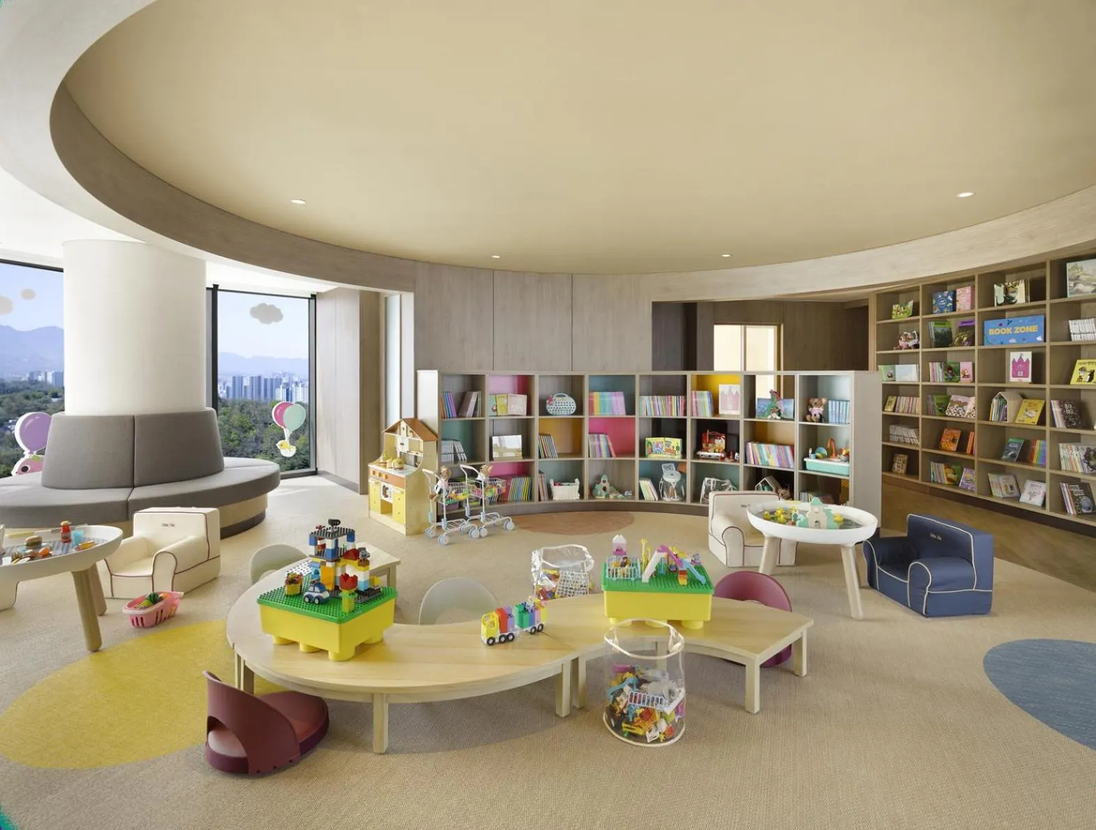 Seating area in Cassia Sokcho