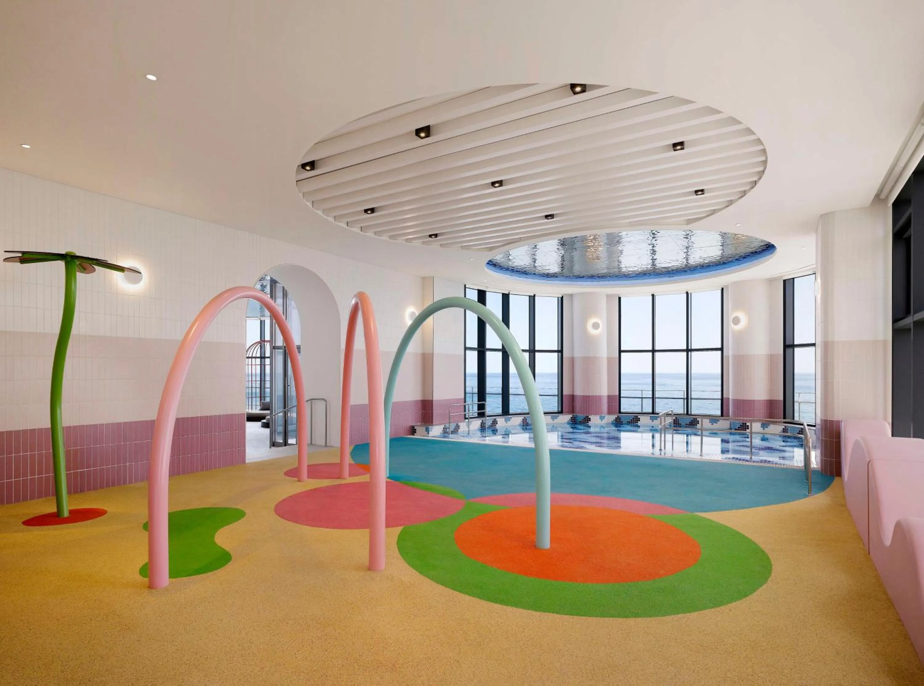 Pool view in Cassia Sokcho