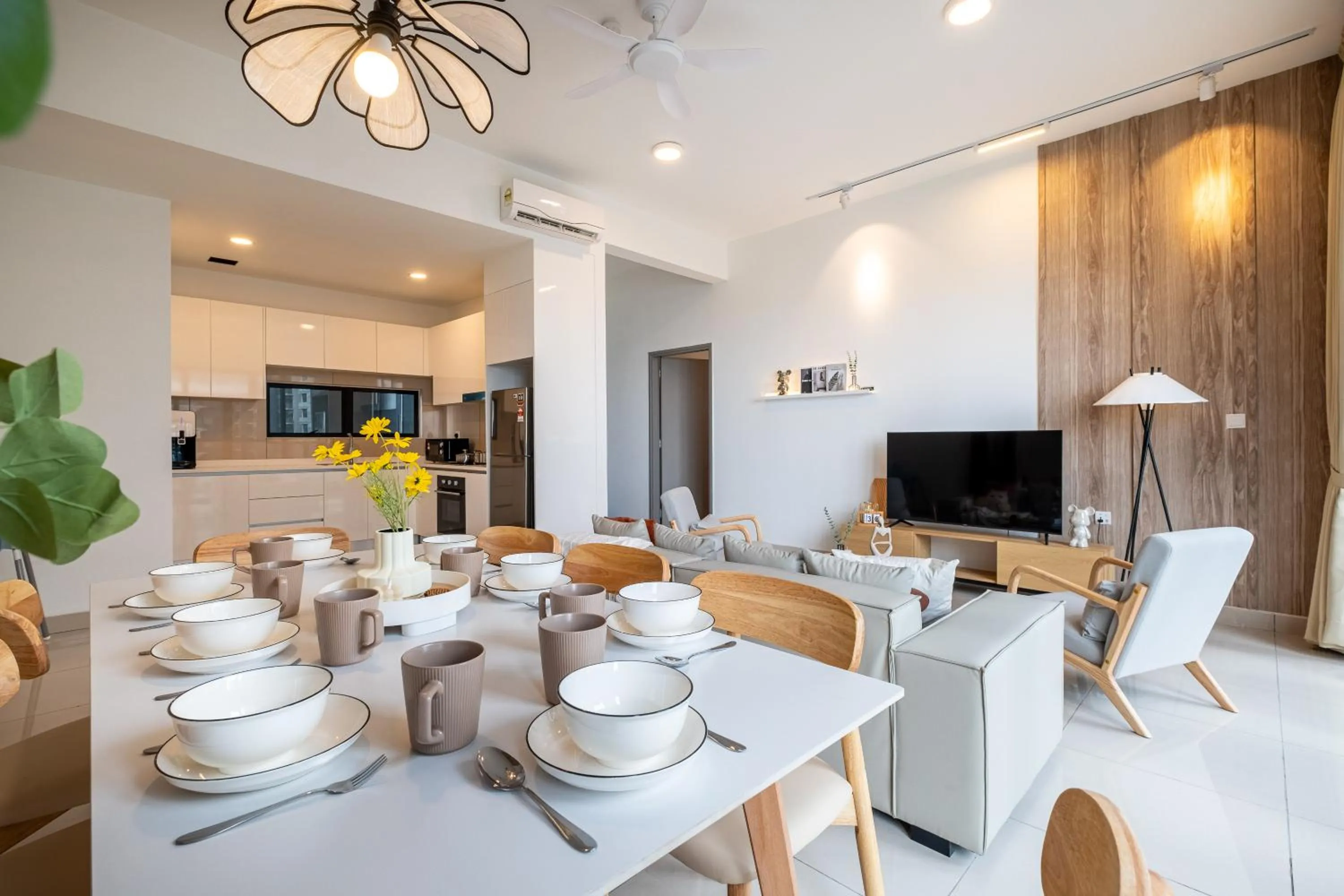 Premium Classy 4Room@Astoria Ampang 12pax 6km KLCC