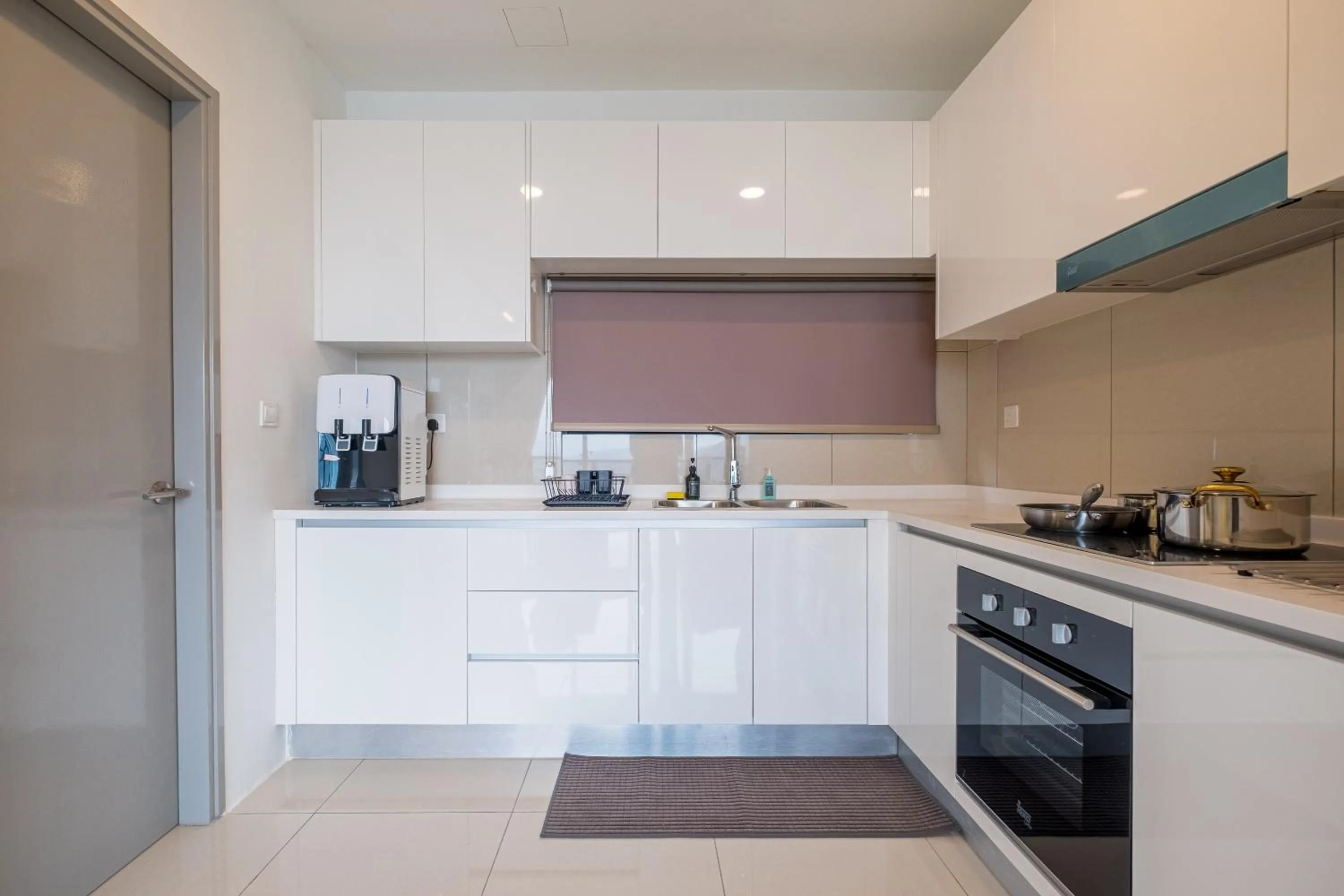 Premium Classy 4Room@Astoria Ampang 12pax 6km KLCC