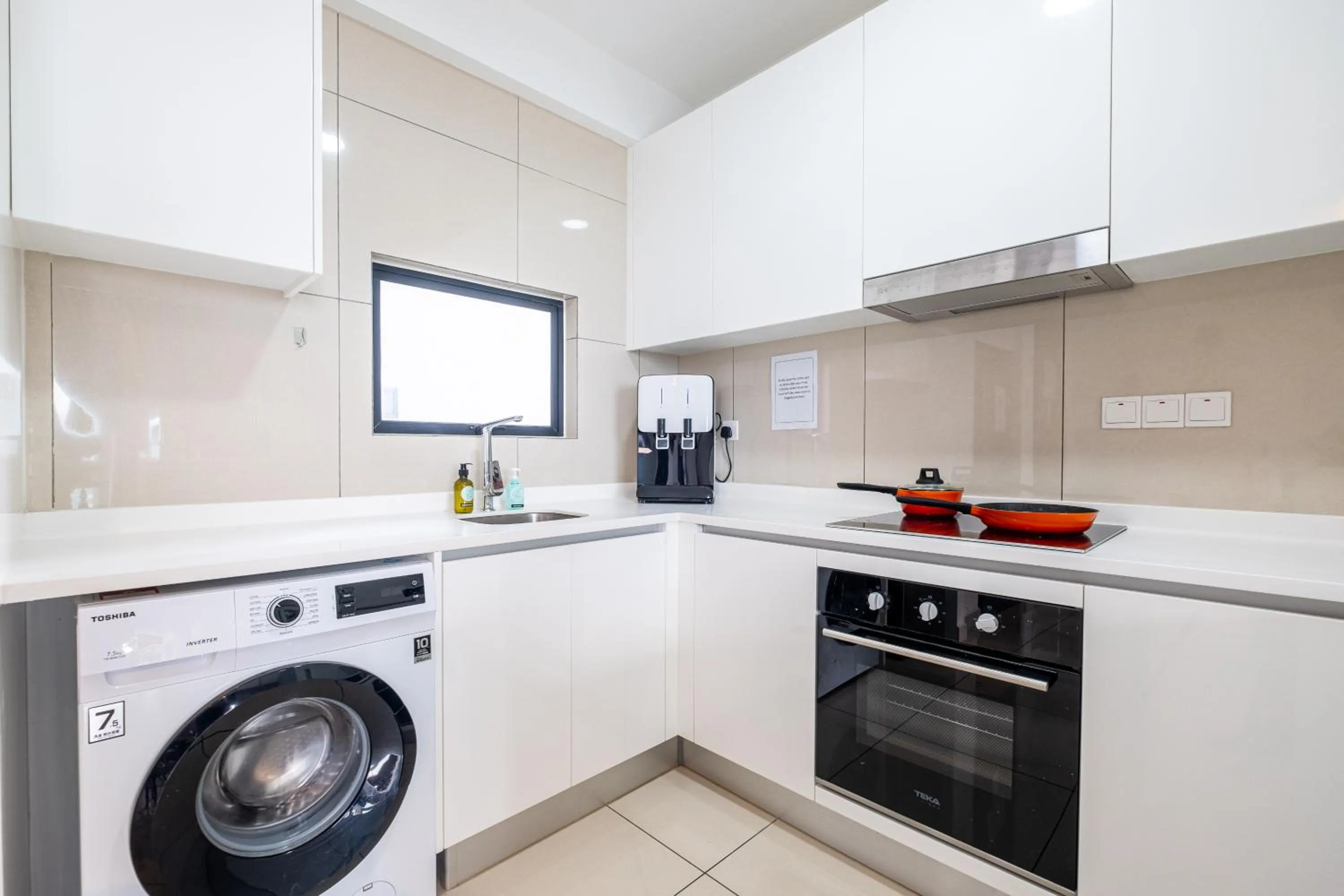 Premium Classy 4Room@Astoria Ampang 12pax 6km KLCC