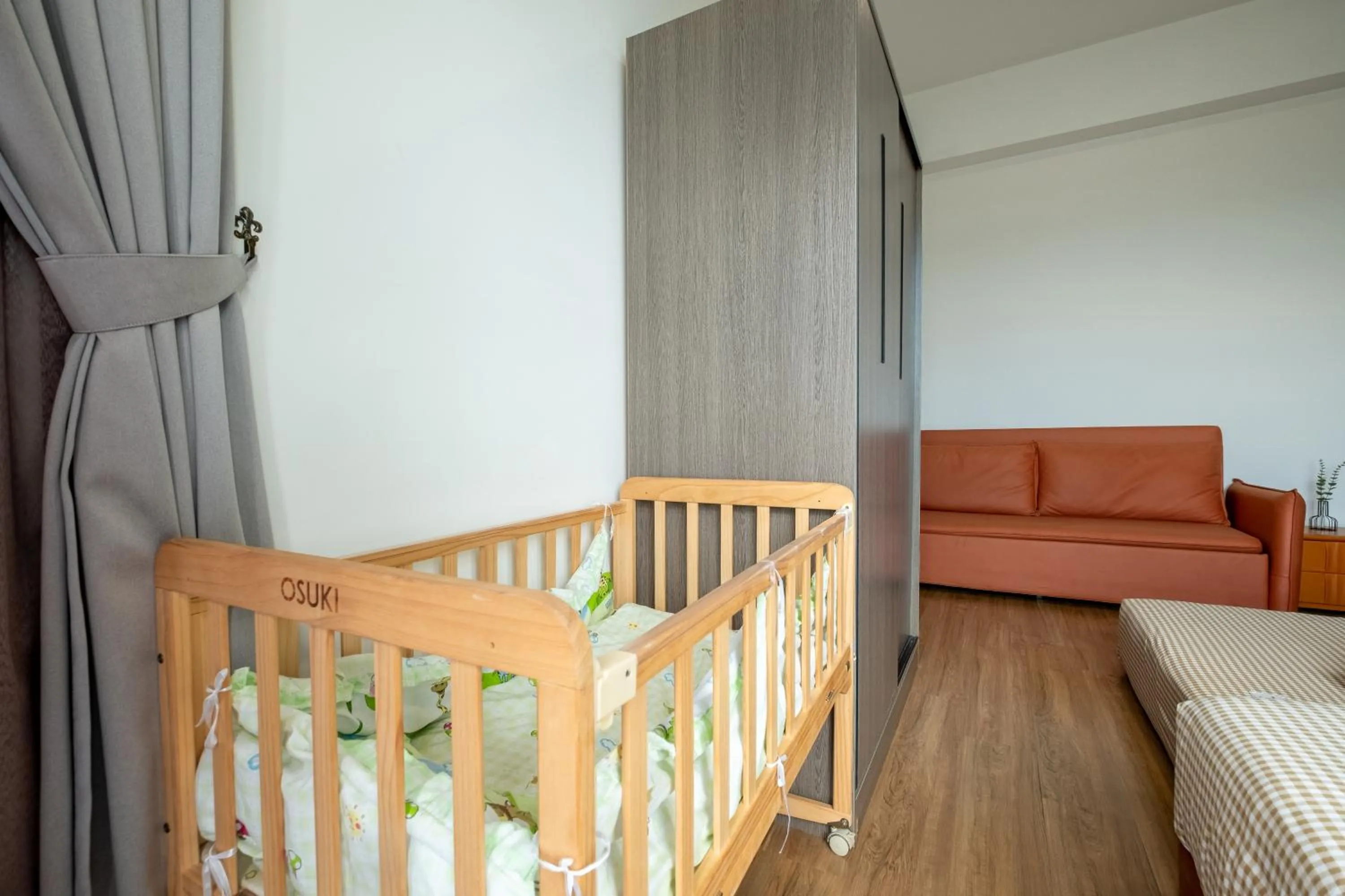 cot, Bed in Premium Classy 4Room@Astoria Ampang 12pax 6km KLCC