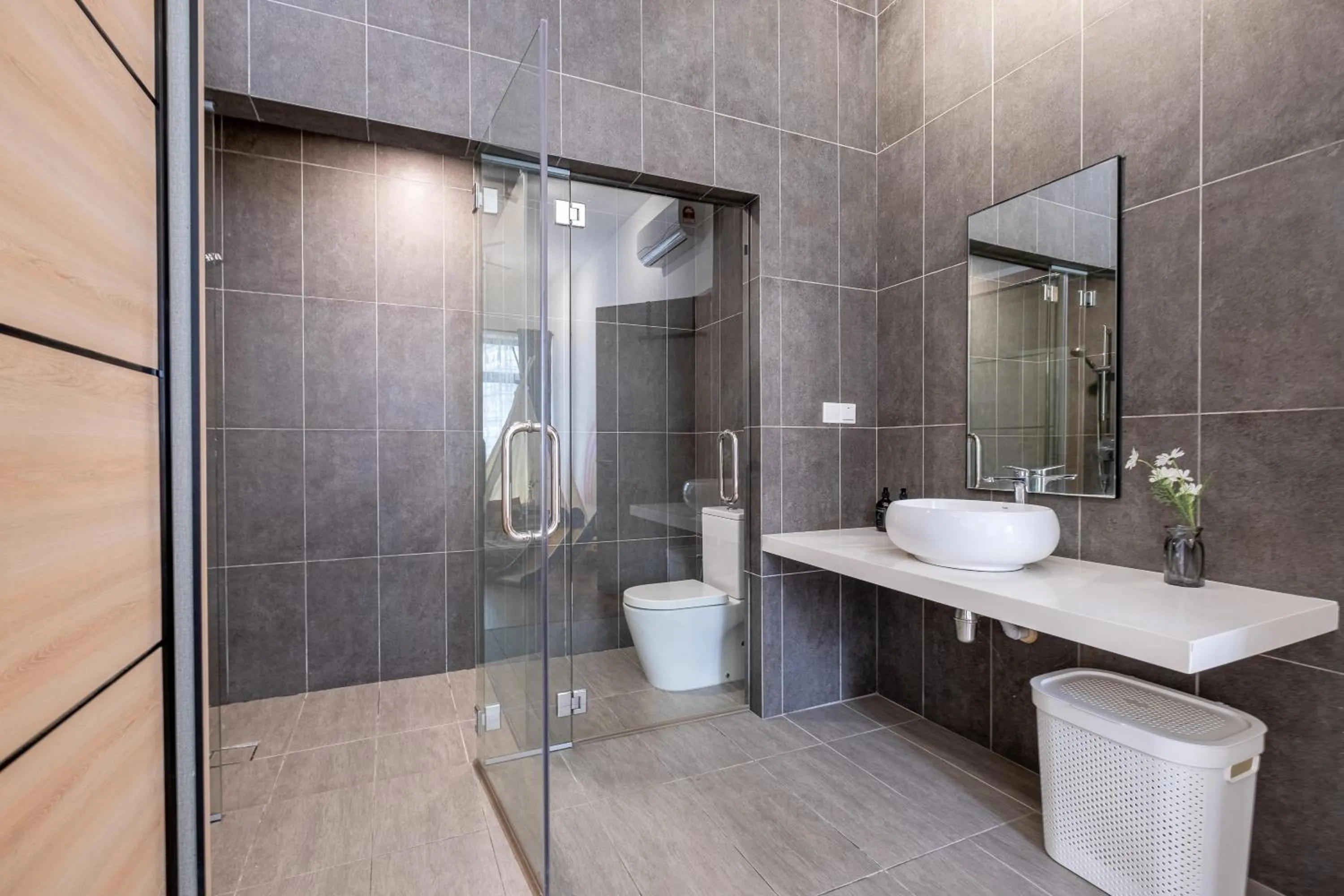 Premium Classy 4Room@Astoria Ampang 12pax 6km KLCC