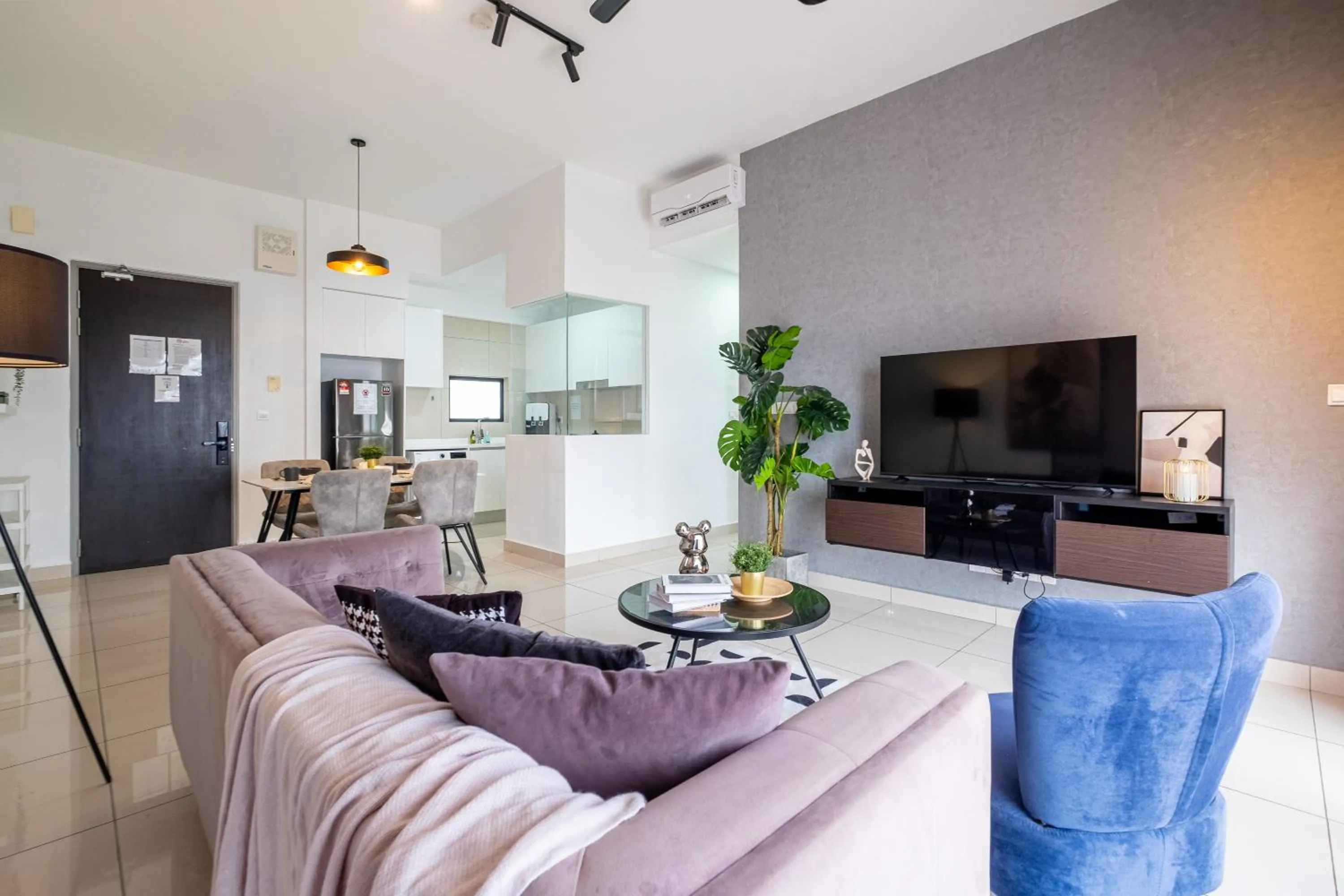 Premium Classy 4Room@Astoria Ampang 12pax 6km KLCC