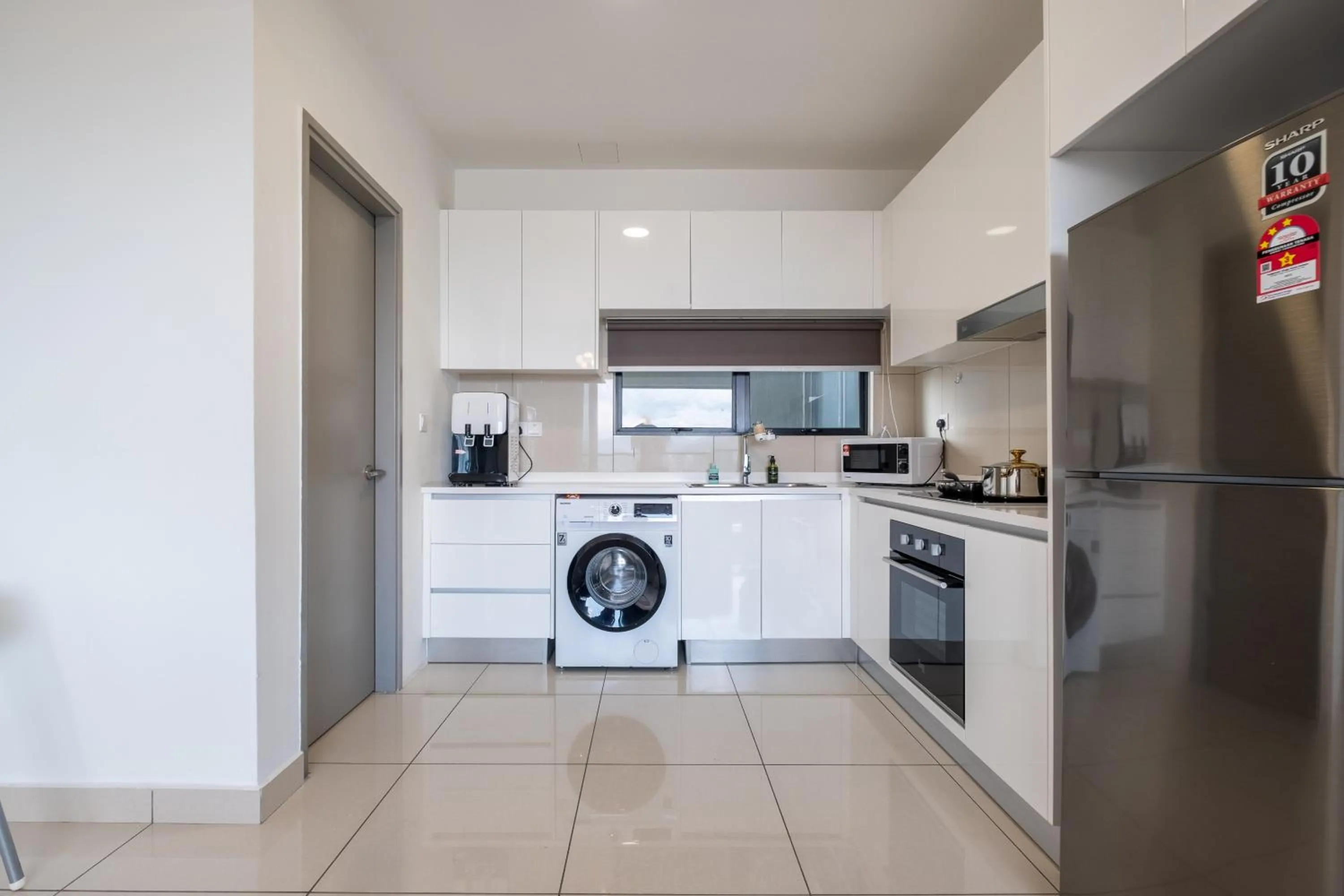 Premium Classy 4Room@Astoria Ampang 12pax 6km KLCC