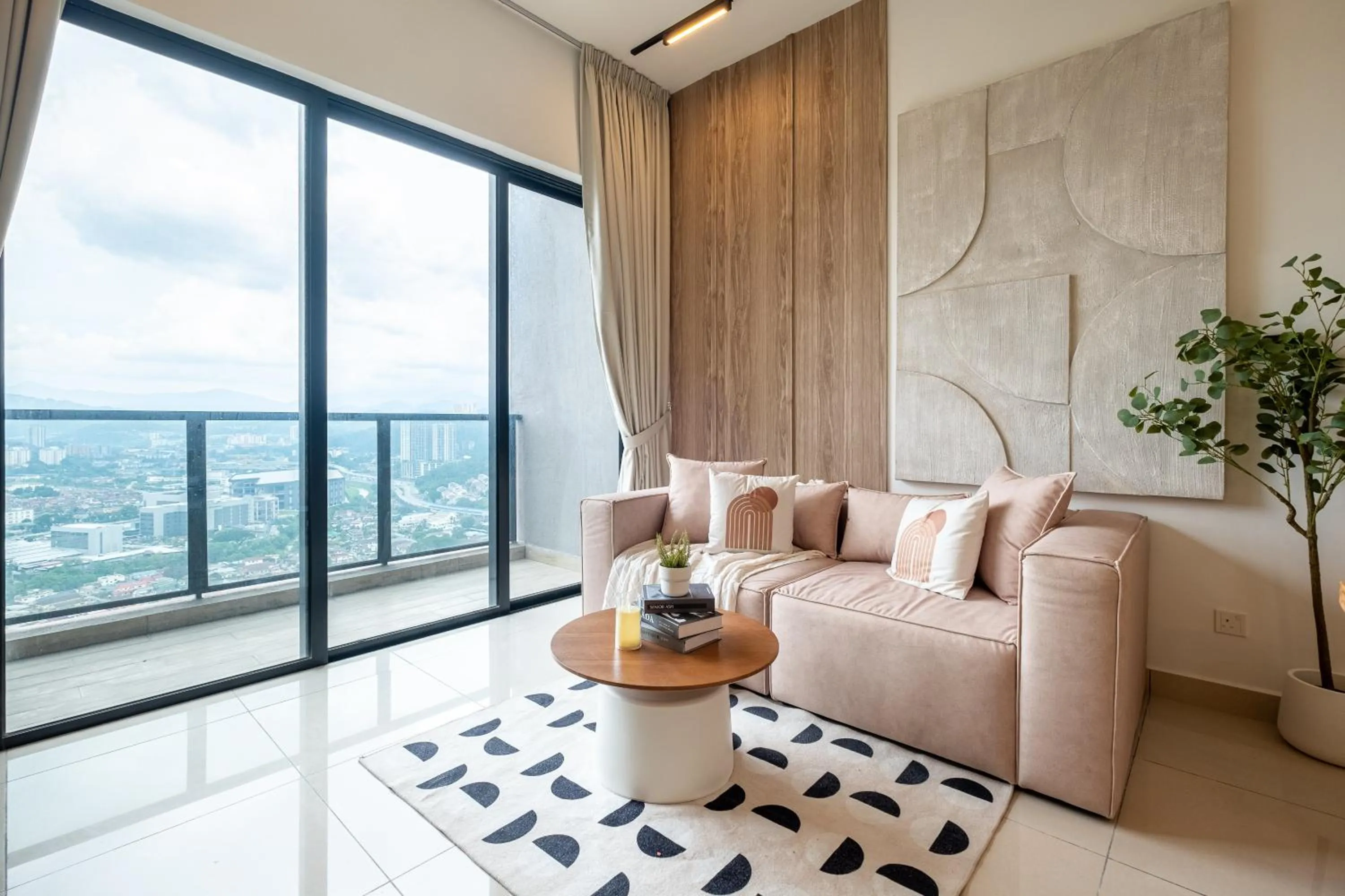 Premium Classy 4Room@Astoria Ampang 12pax 6km KLCC