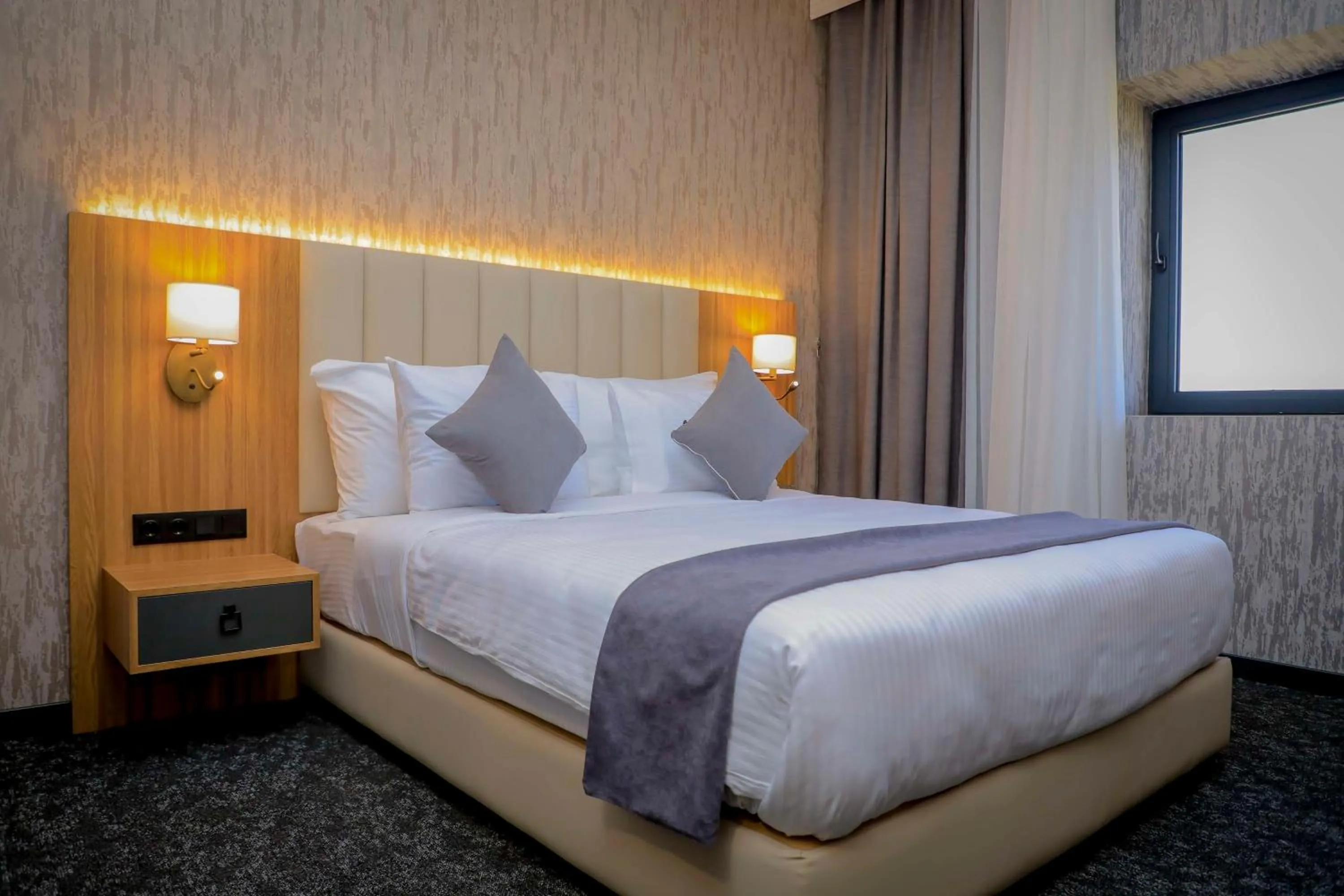 Bedroom, Bed in Best Western Premier DJ Hotel