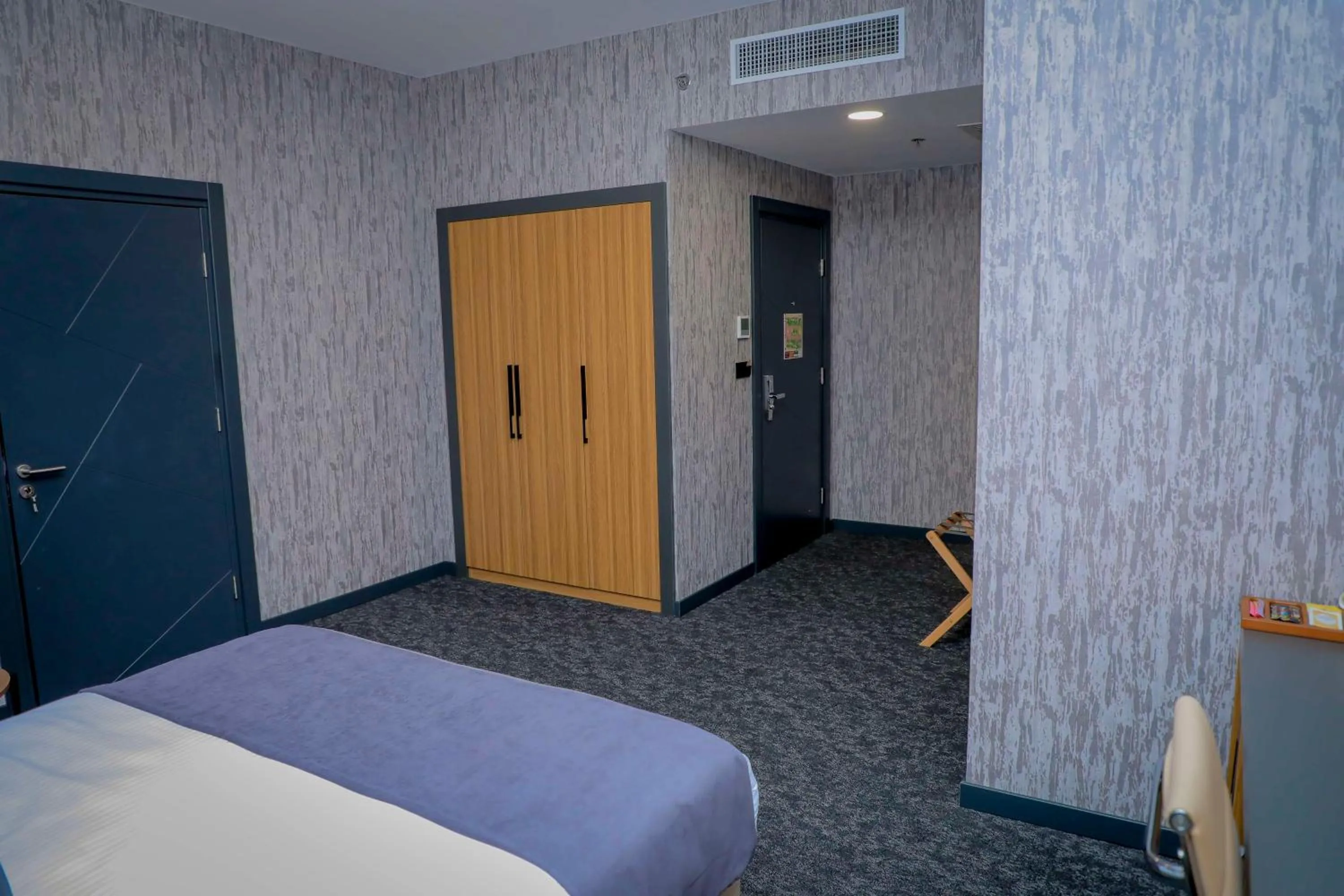 Bedroom, Bed in Best Western Premier DJ Hotel