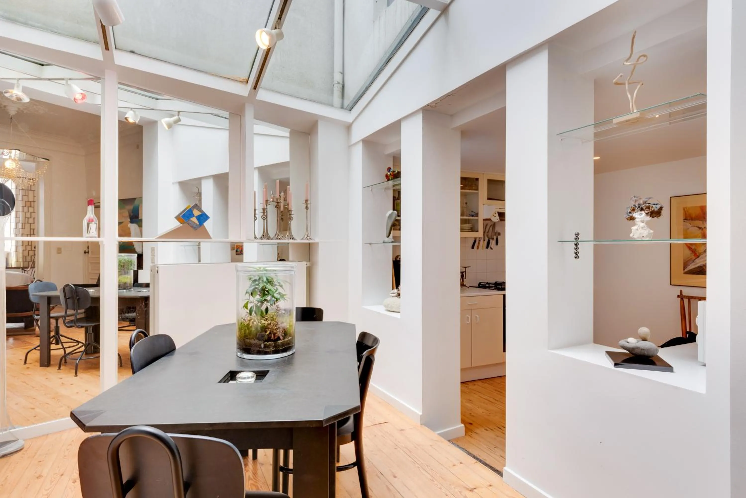 Dining area in Saint Catherine Art Residence