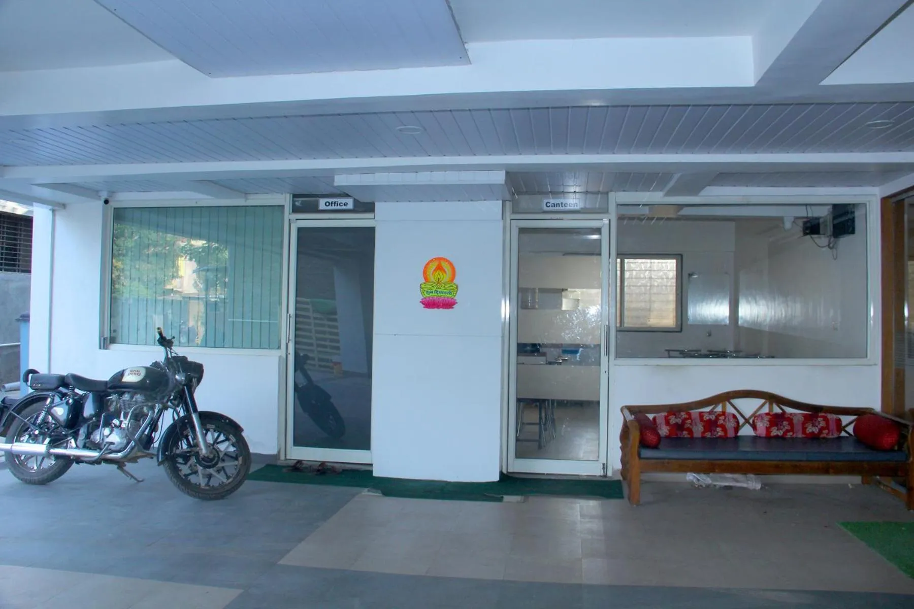 Lobby or reception in Hotel Ambai Executive