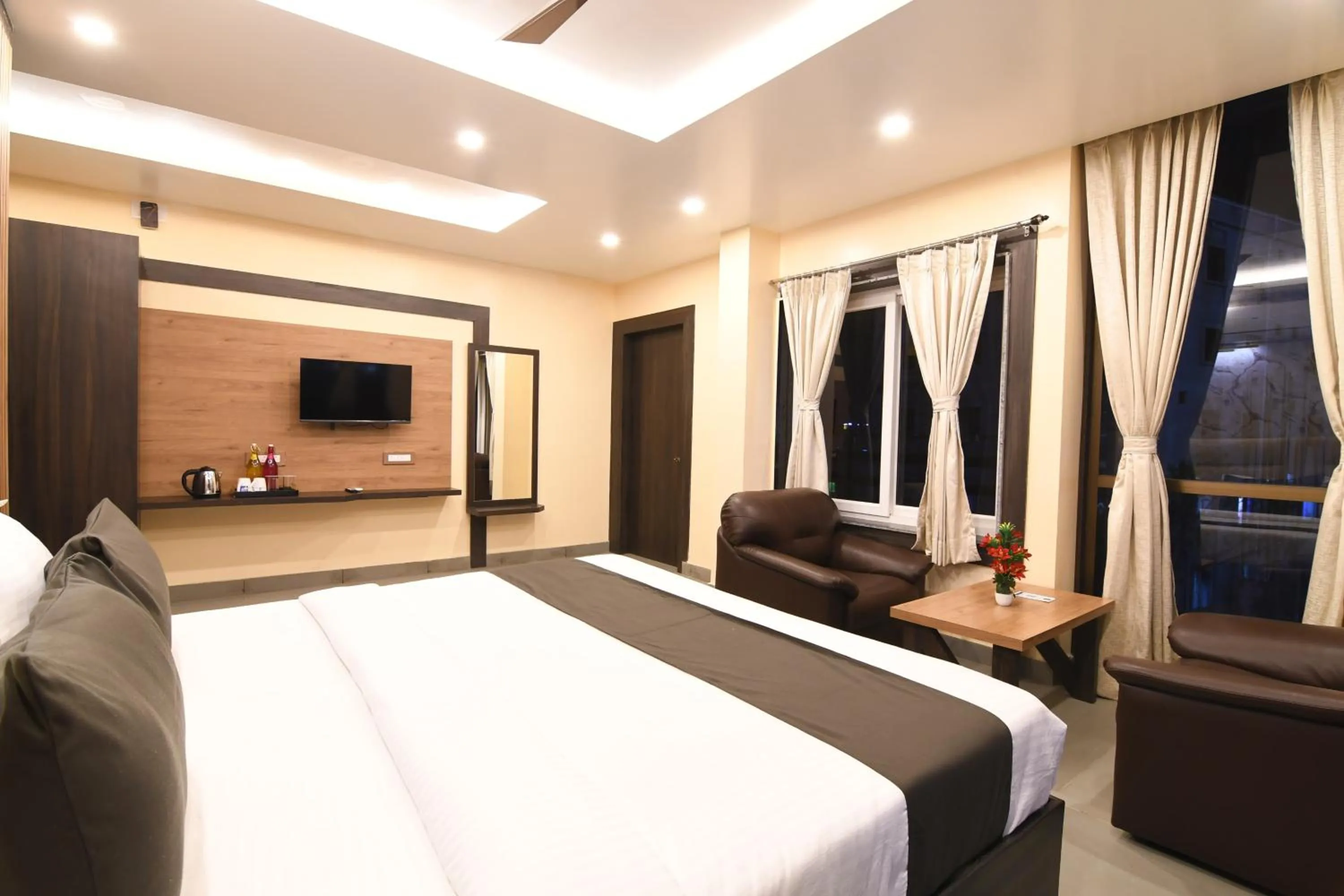 Bedroom, Bed in N B Sonar Bangla Hotel