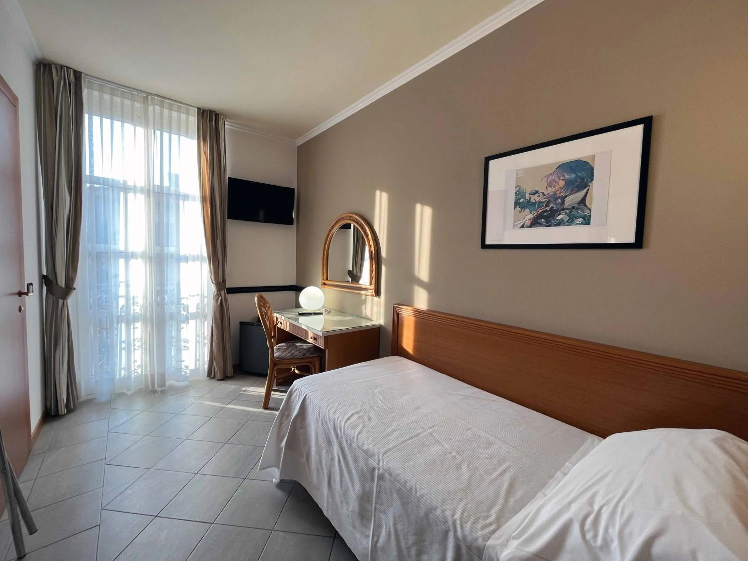 Photo of the whole room, Bed in Hotel Regina