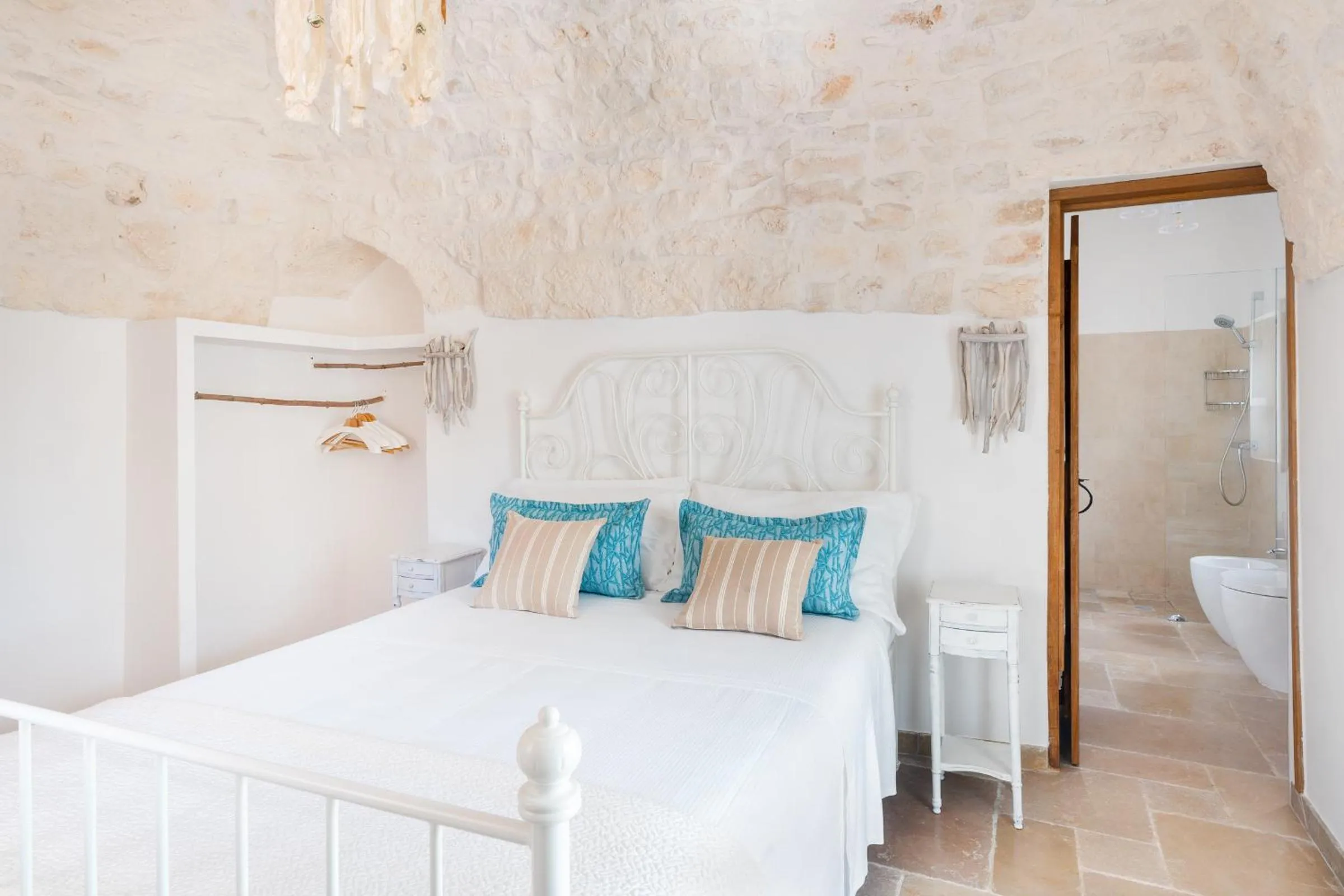 Other, Bed in Donna Vincenza by Villa Experiences Puglia