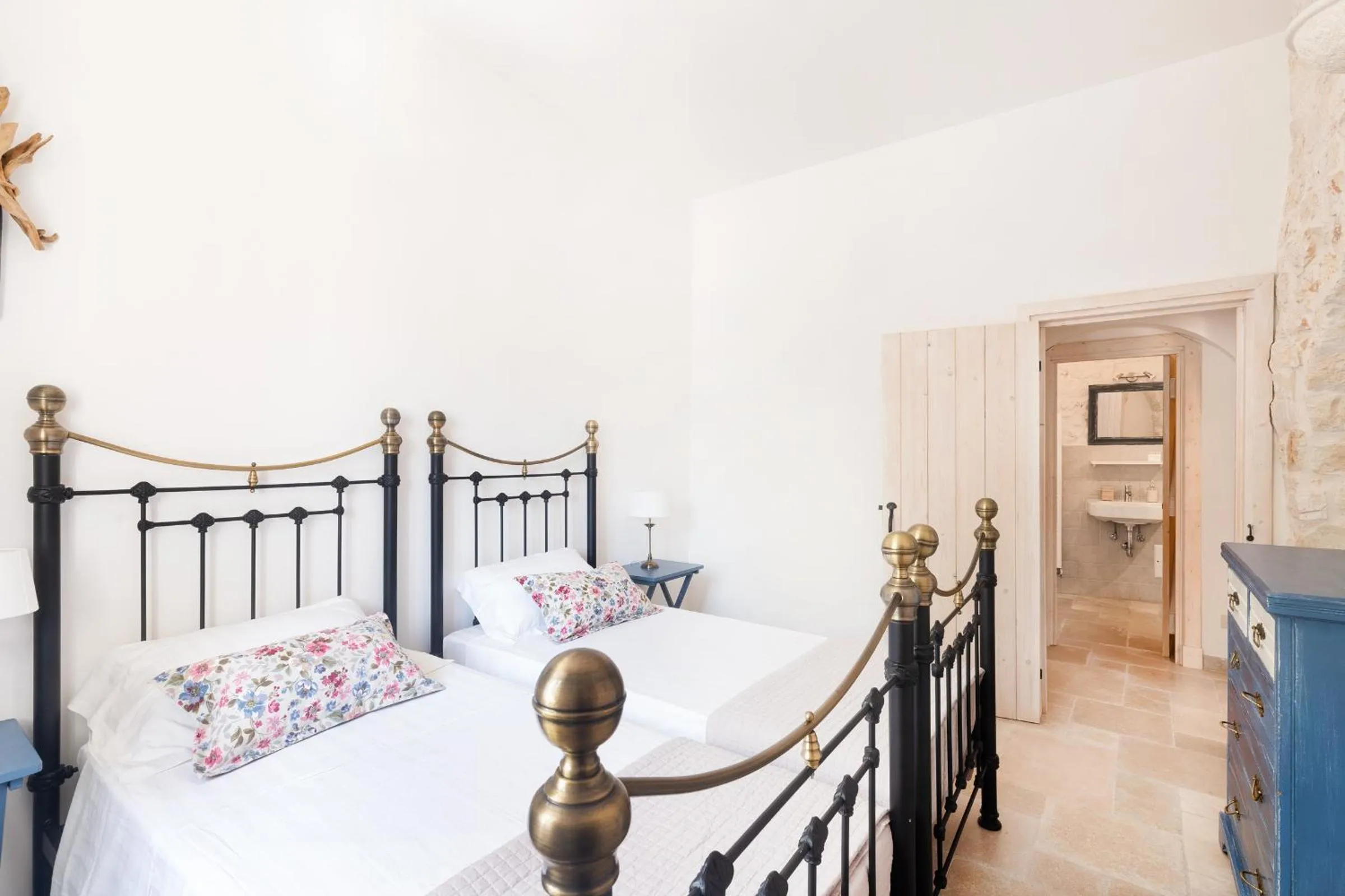 Other, Bed in Donna Vincenza by Villa Experiences Puglia