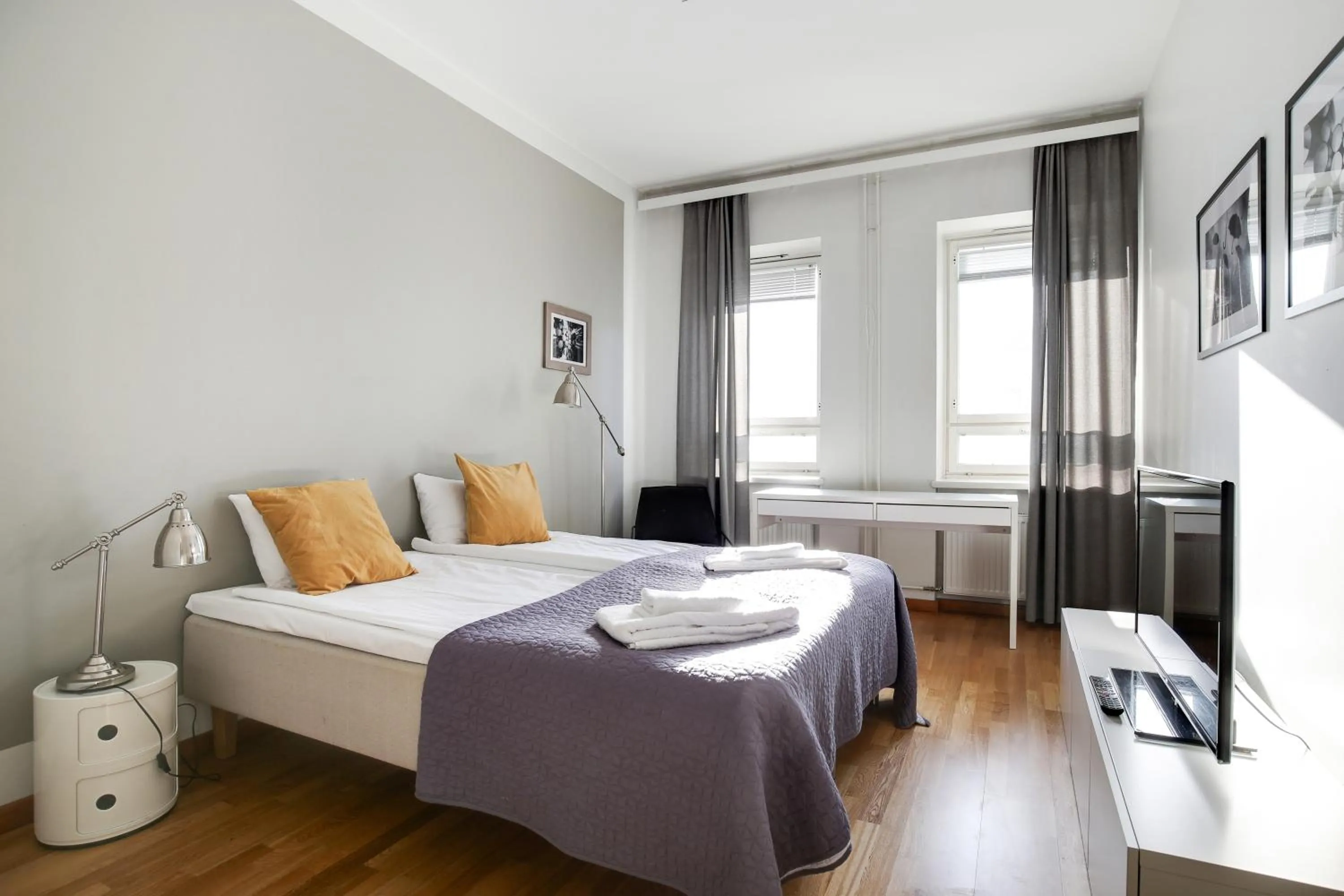 Bed in Kotimaailma Aparthotel Kamppi - 1BR with a balcony for 2 persons 34