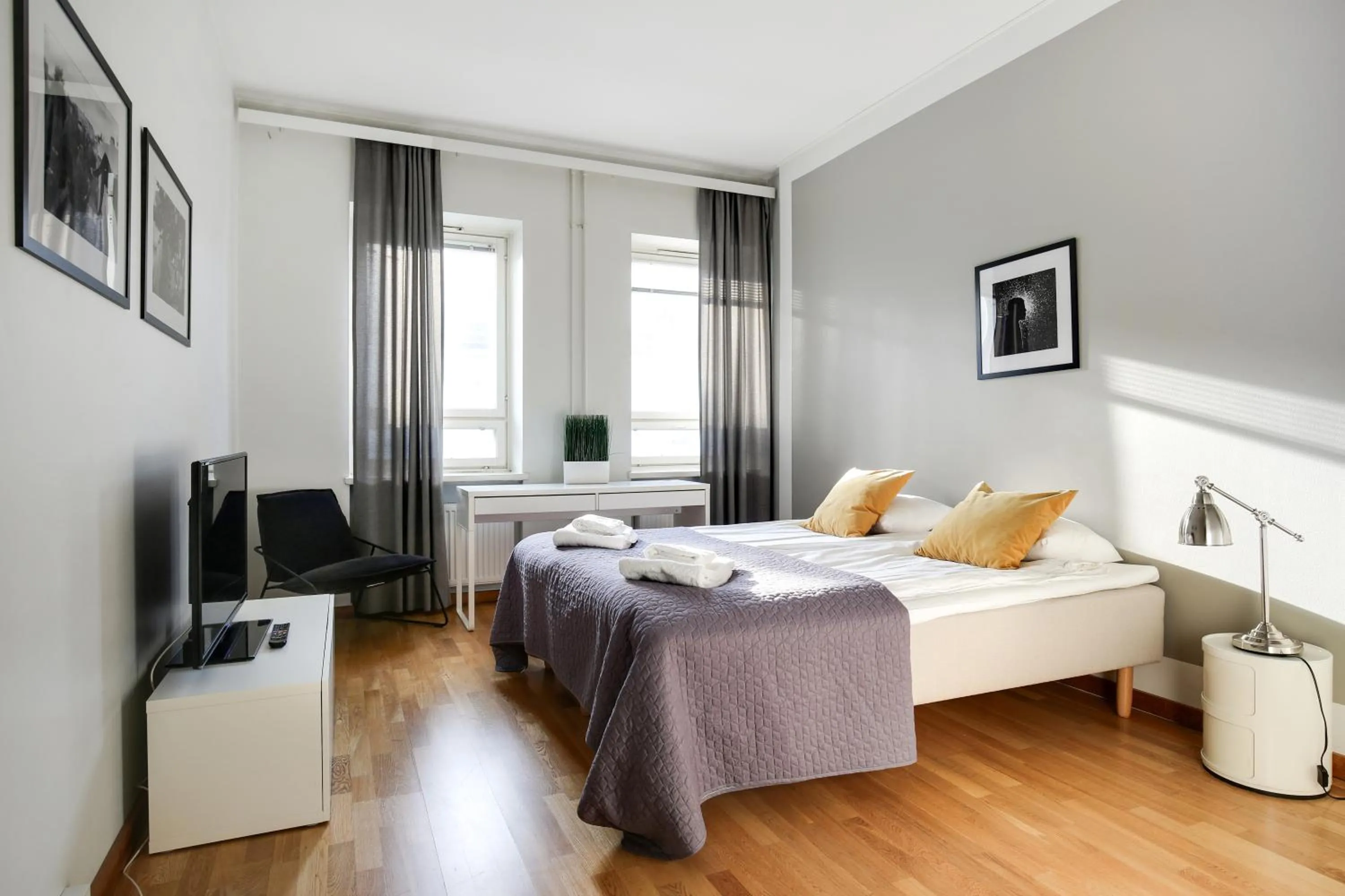 Bed in Kotimaailma Aparthotel Kamppi - 1BR with a balcony for 2 persons 34