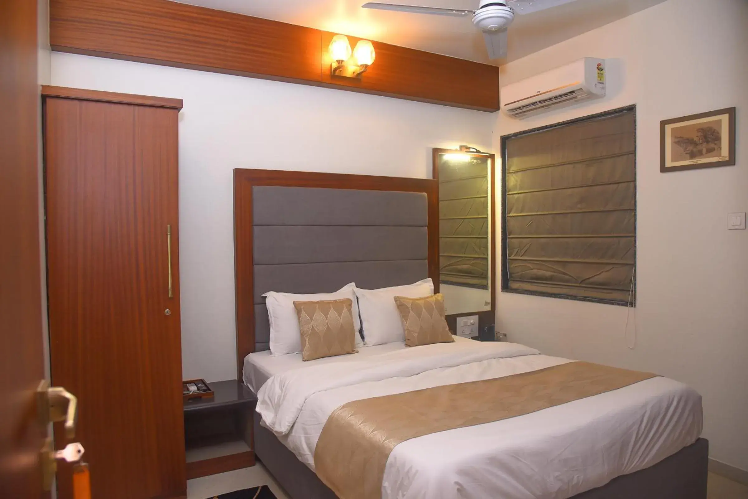 Bedroom, Bed in Hotel Old Urban Guest House Bedroom, Bed in Hotel Old Urban Guest House