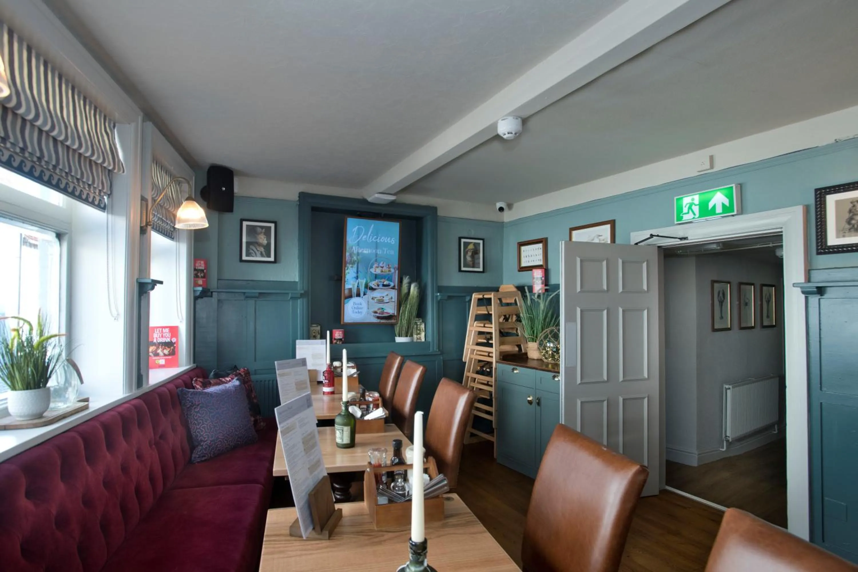 Restaurant/places to eat in The Lobster