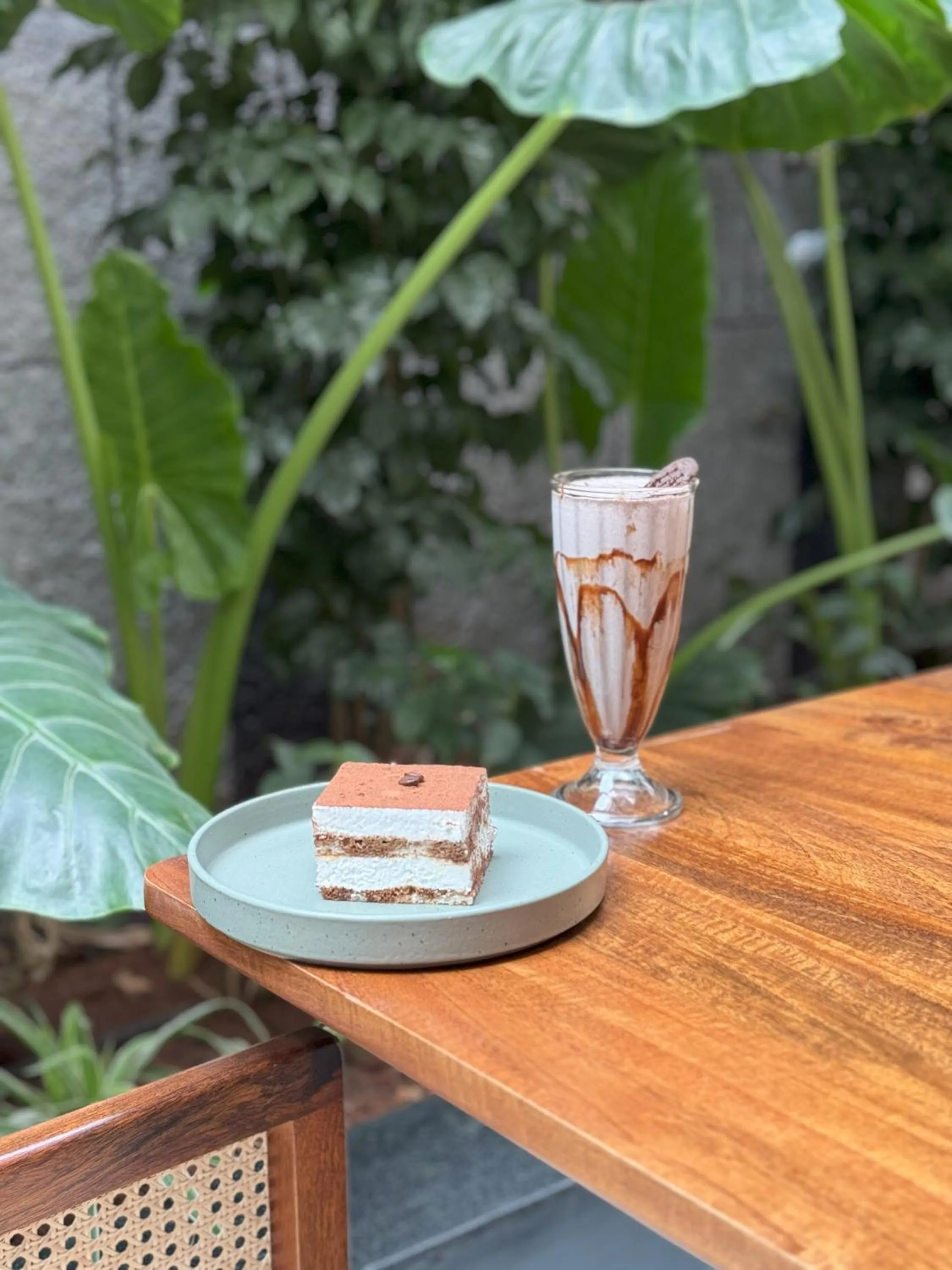 Restaurant/places to eat in SKYLA Studios & Suites - Kondapur