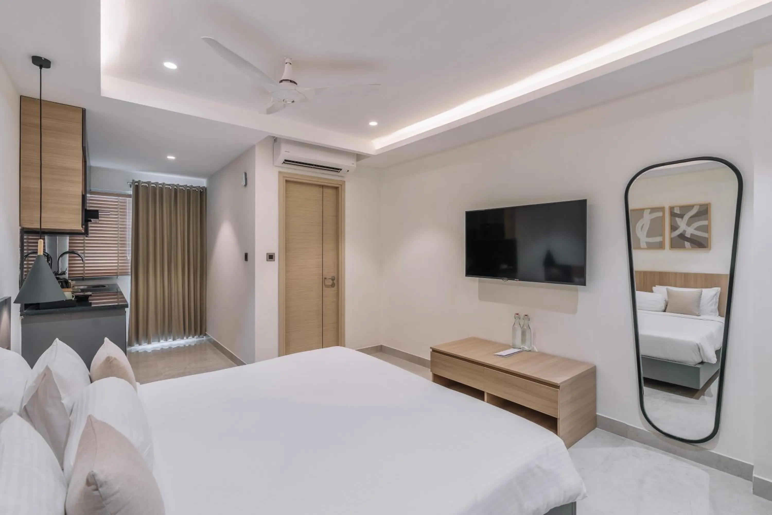 View (from property/room), Bed in SKYLA Studios & Suites - Kondapur