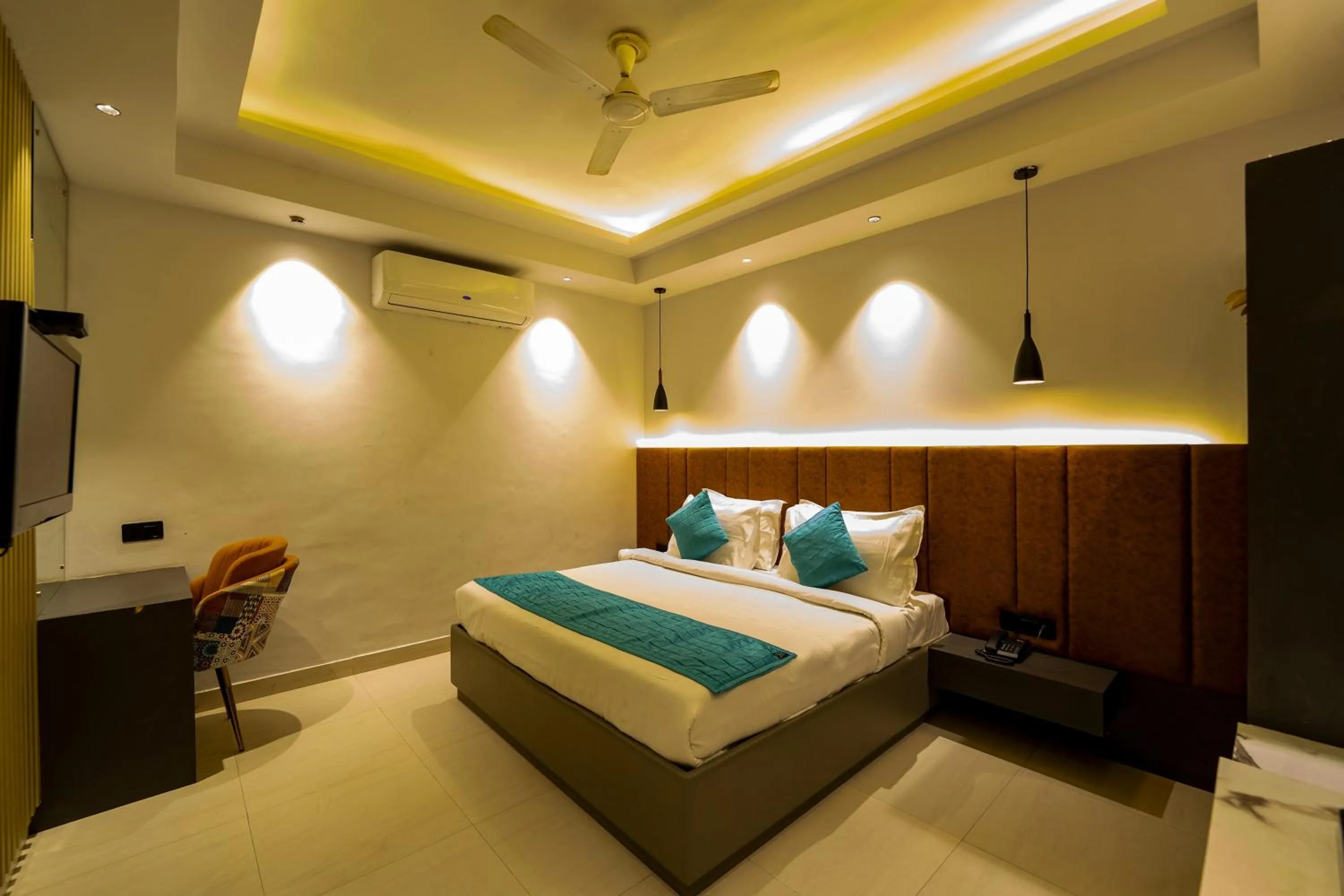 Bedroom, Bed in SKI Hotels and Resorts Rishikesh