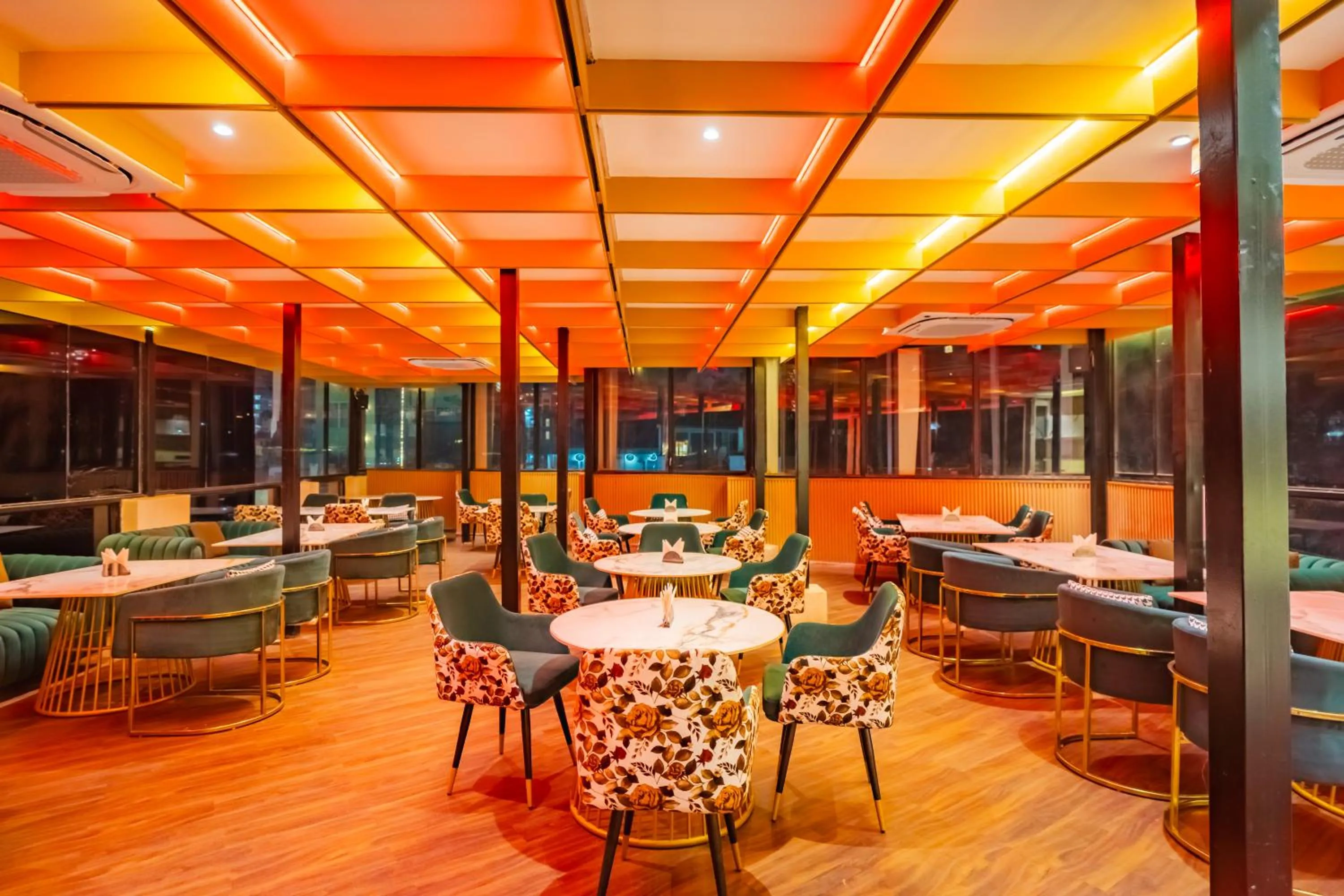 Restaurant/places to eat in SKI Hotels and Resorts Rishikesh