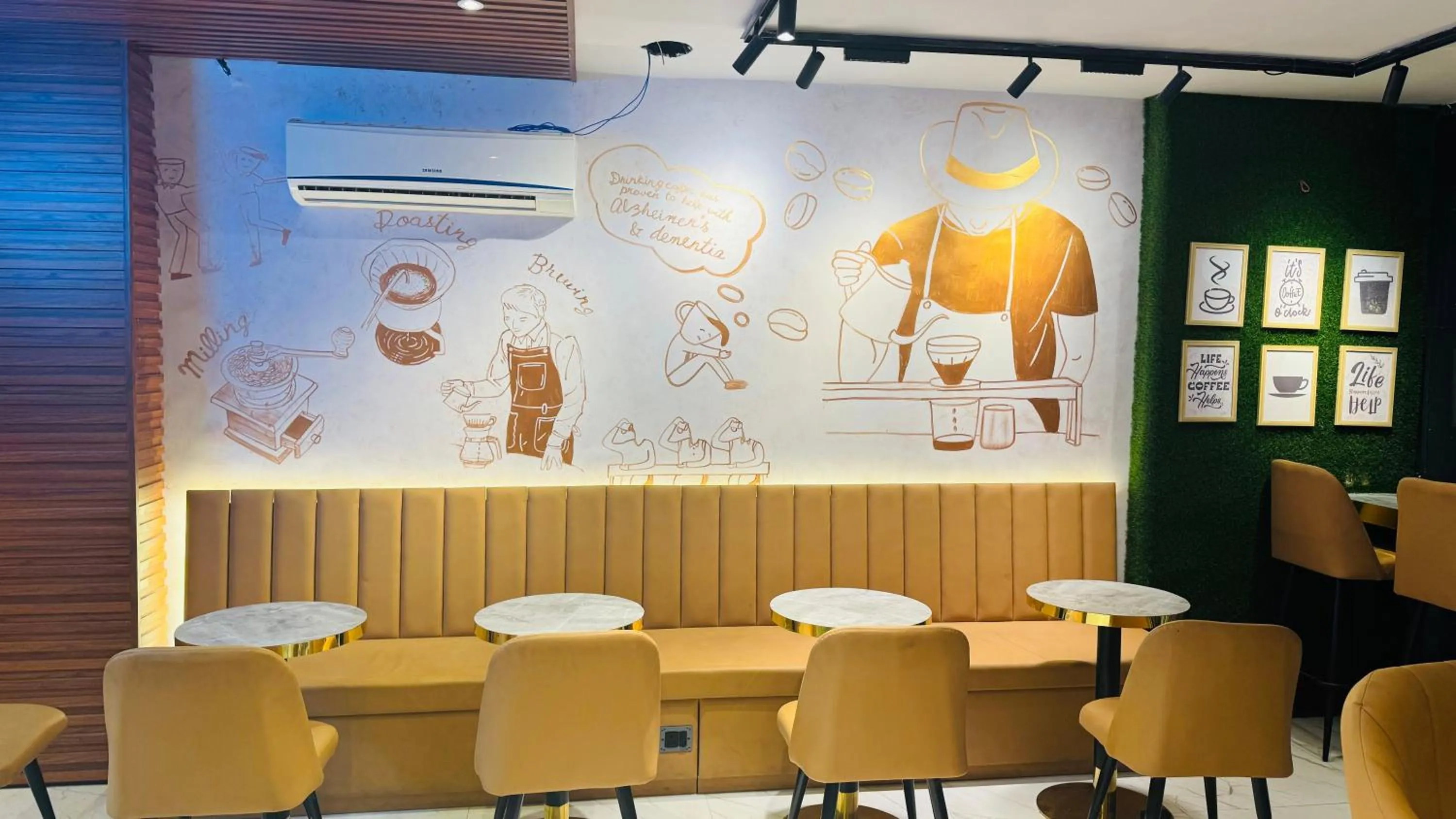 Restaurant/places to eat in SKI Hotels and Resorts Rishikesh