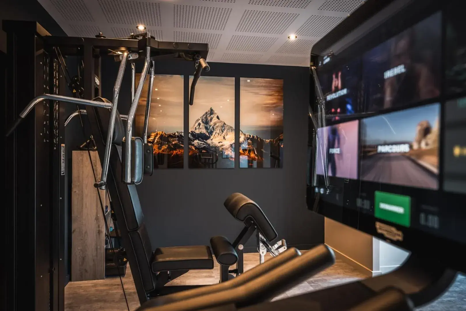 Spa and wellness centre/facilities in Hotel Base Camp Lodge - Albertville Spa and wellness centre/facilities in Hotel Base Camp Lodge - Albertville